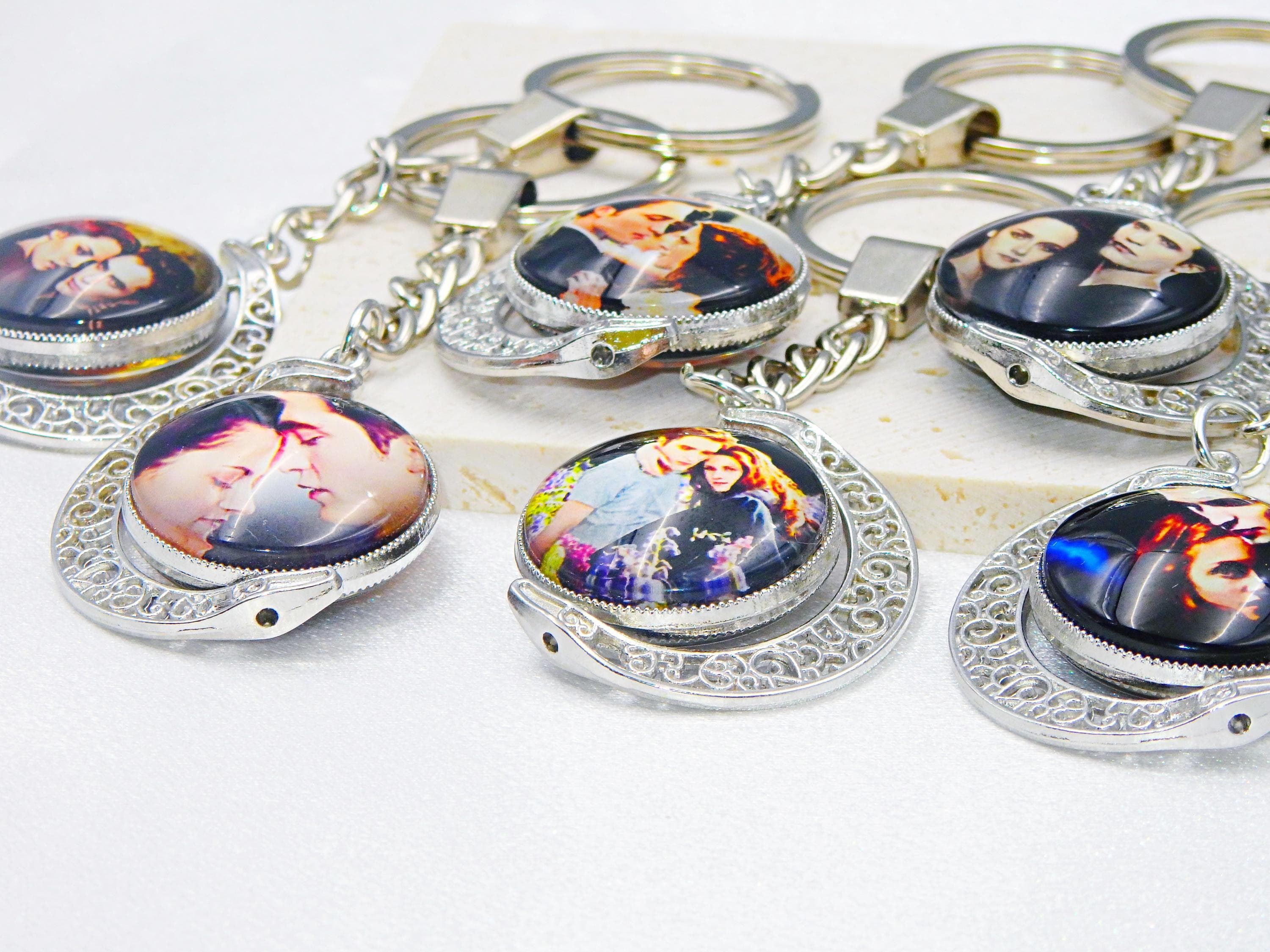 Twilight 3D Glass Keychain / Floral hollow New Moon / rotatable - image 4