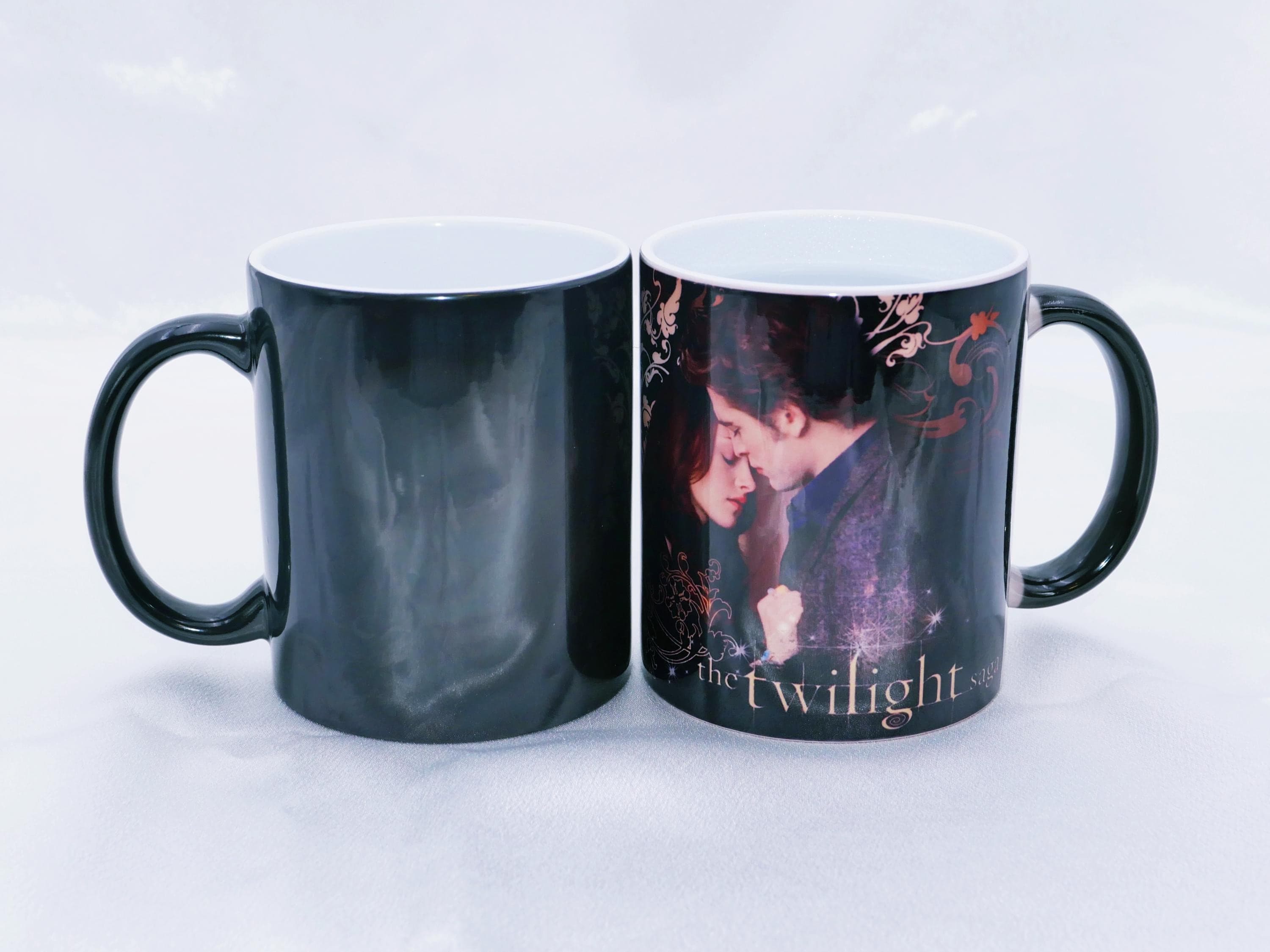 Twilight Ceramic Mug 11 oz / Heat-sensitive colour changing mug / Coffee Mug / Very Awesome!!