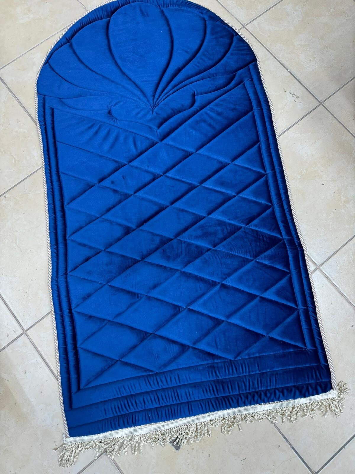 Personalized Thick Padded Velvet Prayer Mat: Muslim Wedding Eid Gift - image 3