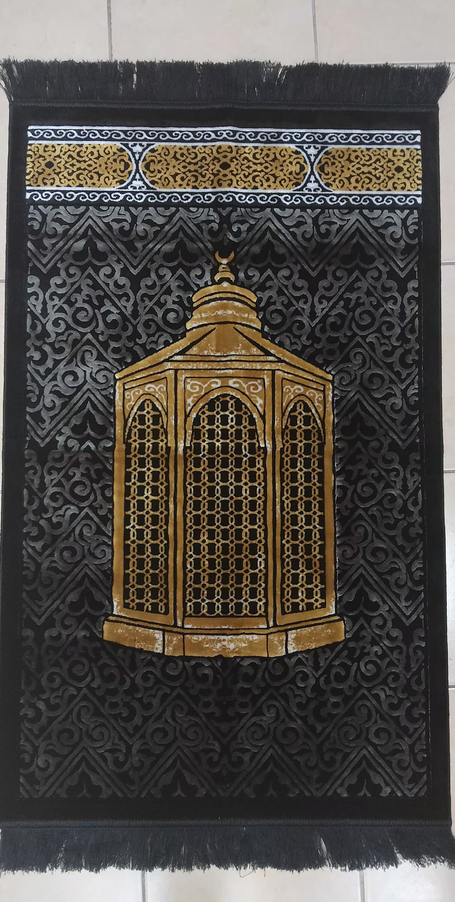 Handmade Velvet Prayer Mat: Maqam Ibrahim Design, Muslim Gift