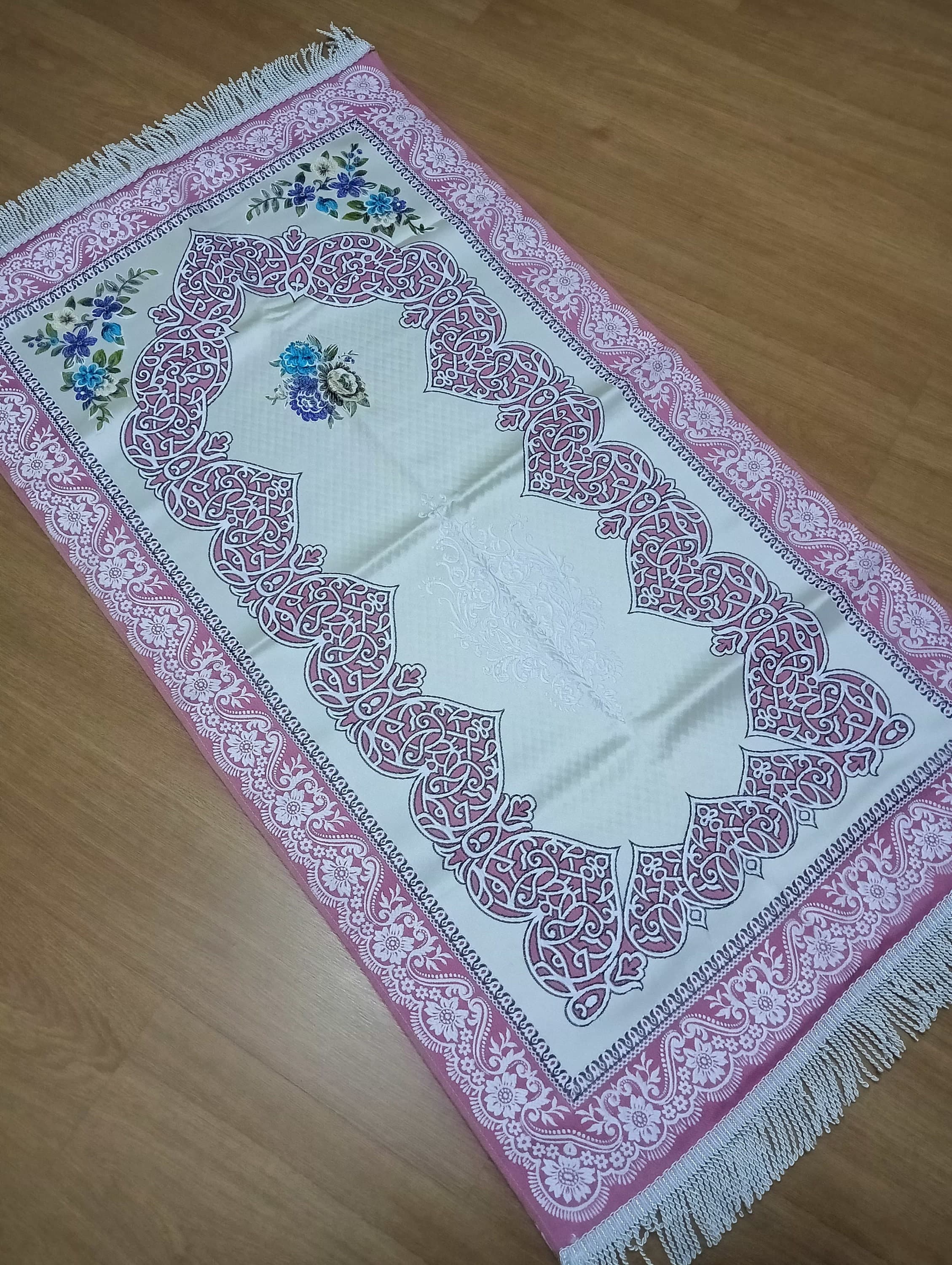 Pink Chenille Prayer Rug: Islamic Floral Design, Muslim Gift - image 3