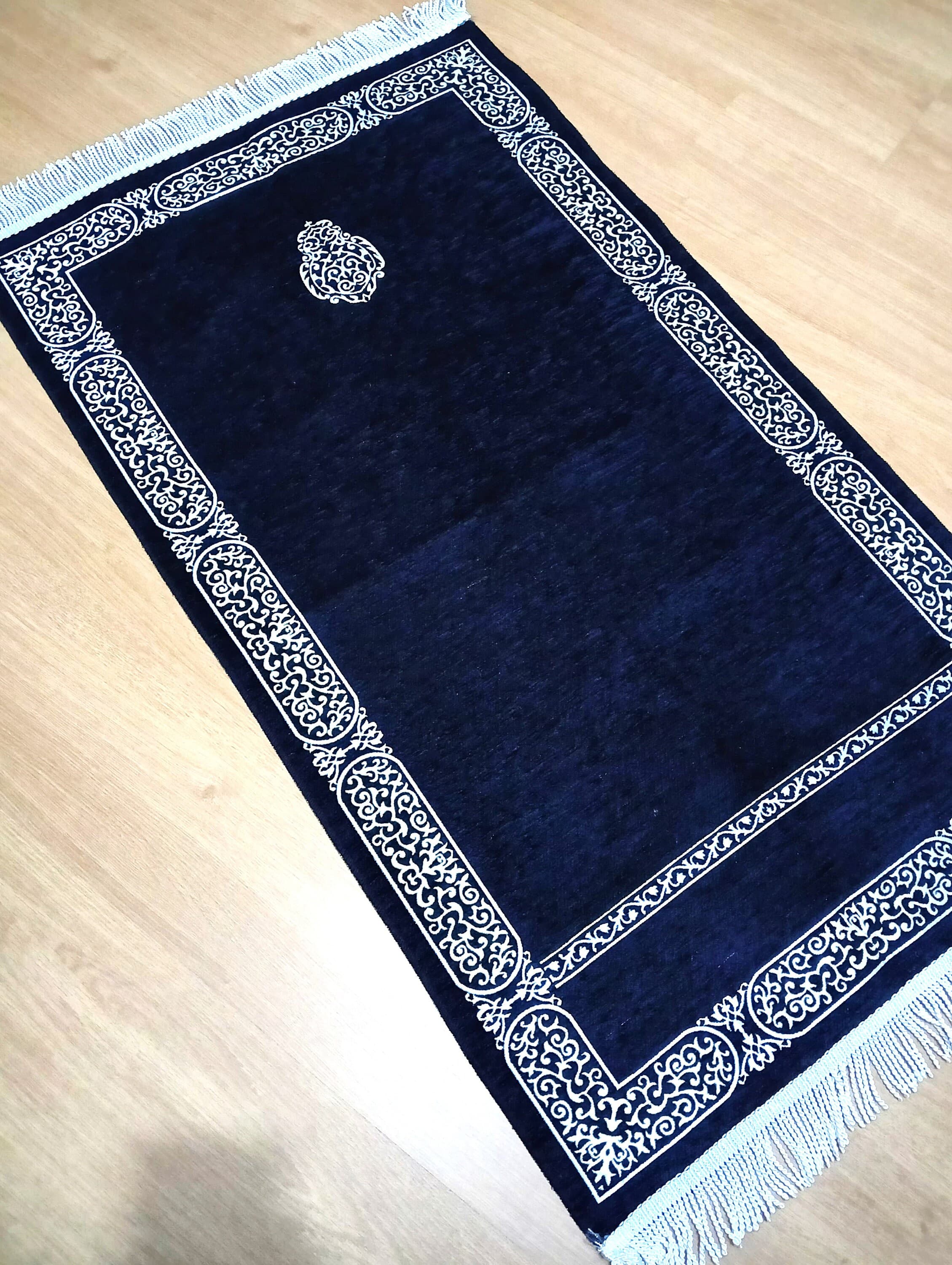 Black Chenille Prayer Rug, Islamic Design, Ramadan Gift - image 4