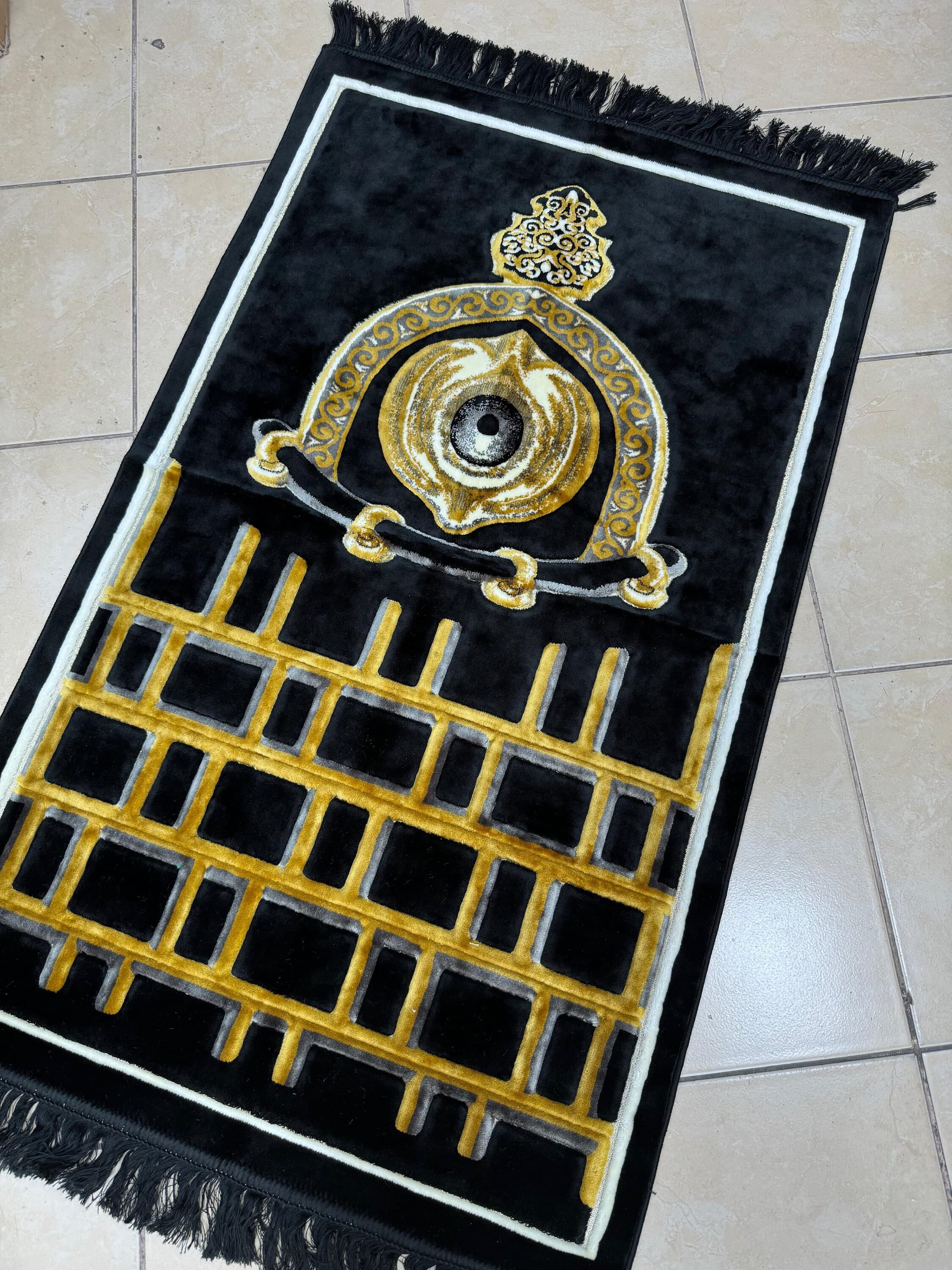 Hacerül Esved Patterned Velvet Prayer Rug: Soft Chenille Mat - image 3