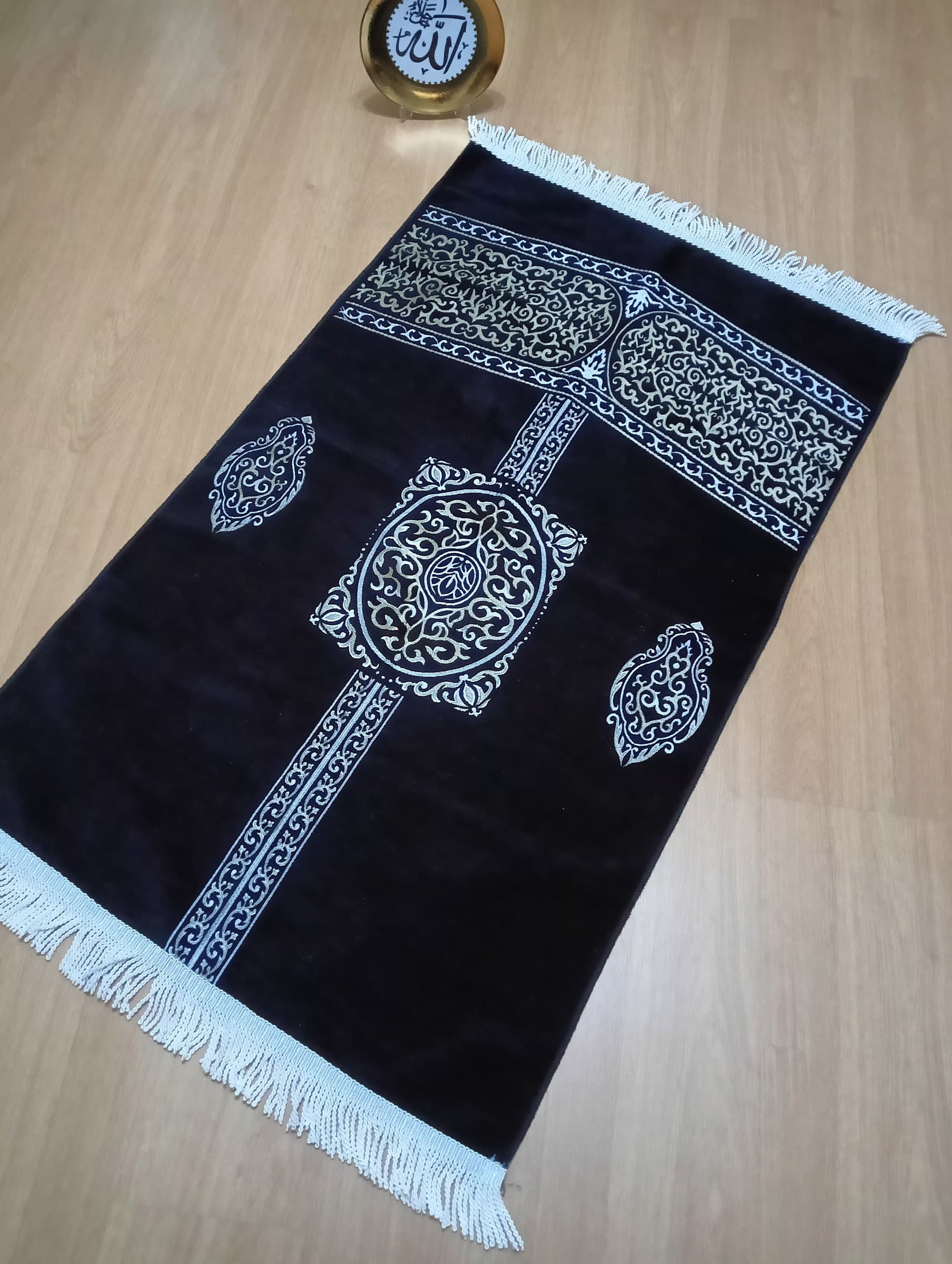 Custom Chenille Prayer Mat: Soft Islamic Rug, Ramadan Eid Gift