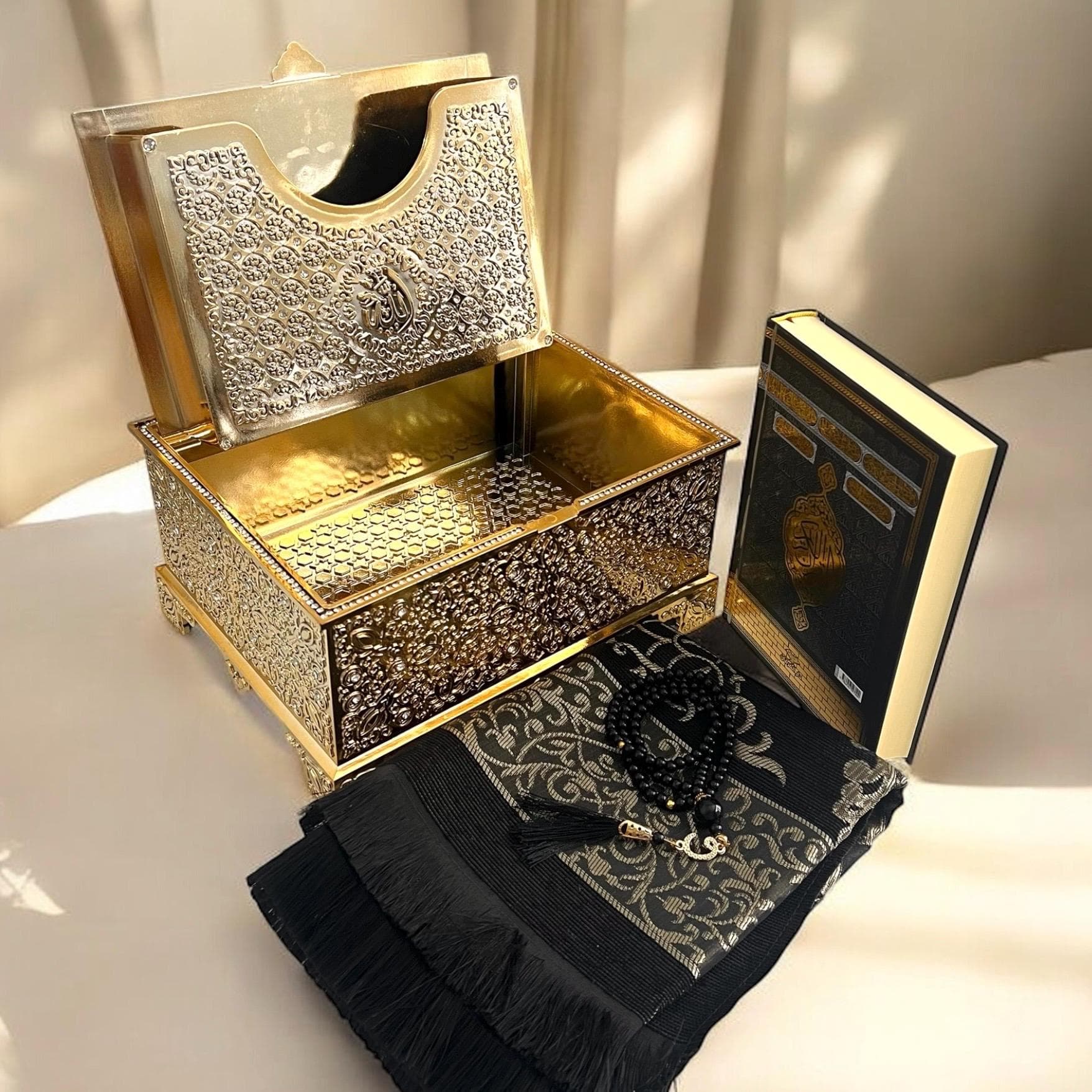 Luxury Boxed Quran Gift Set: Prayer Rug & Tasbih, Hajj, Umrah, Nikkah, Wedding, Islamic Decor - image 3