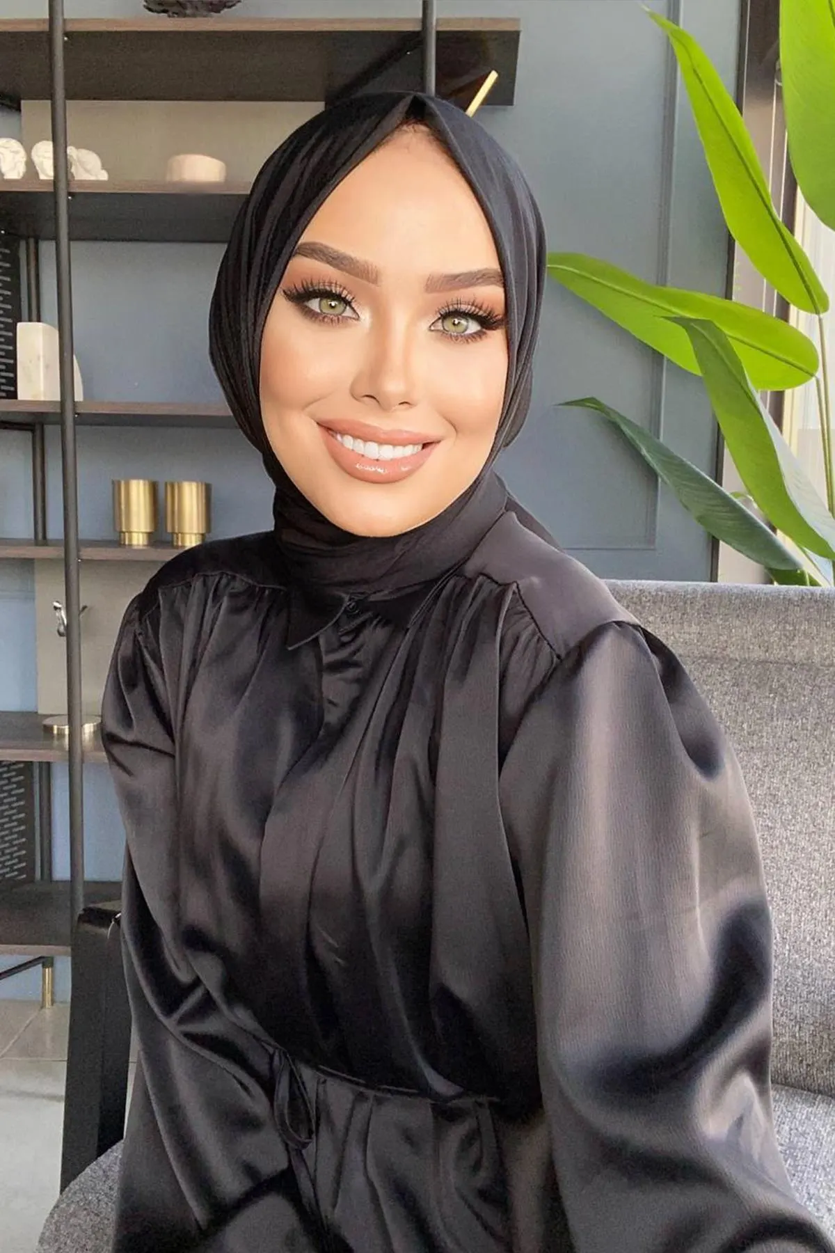 Instant Sandy Hijab: Polyester Blend, Ready to Wear Wrap - image 3