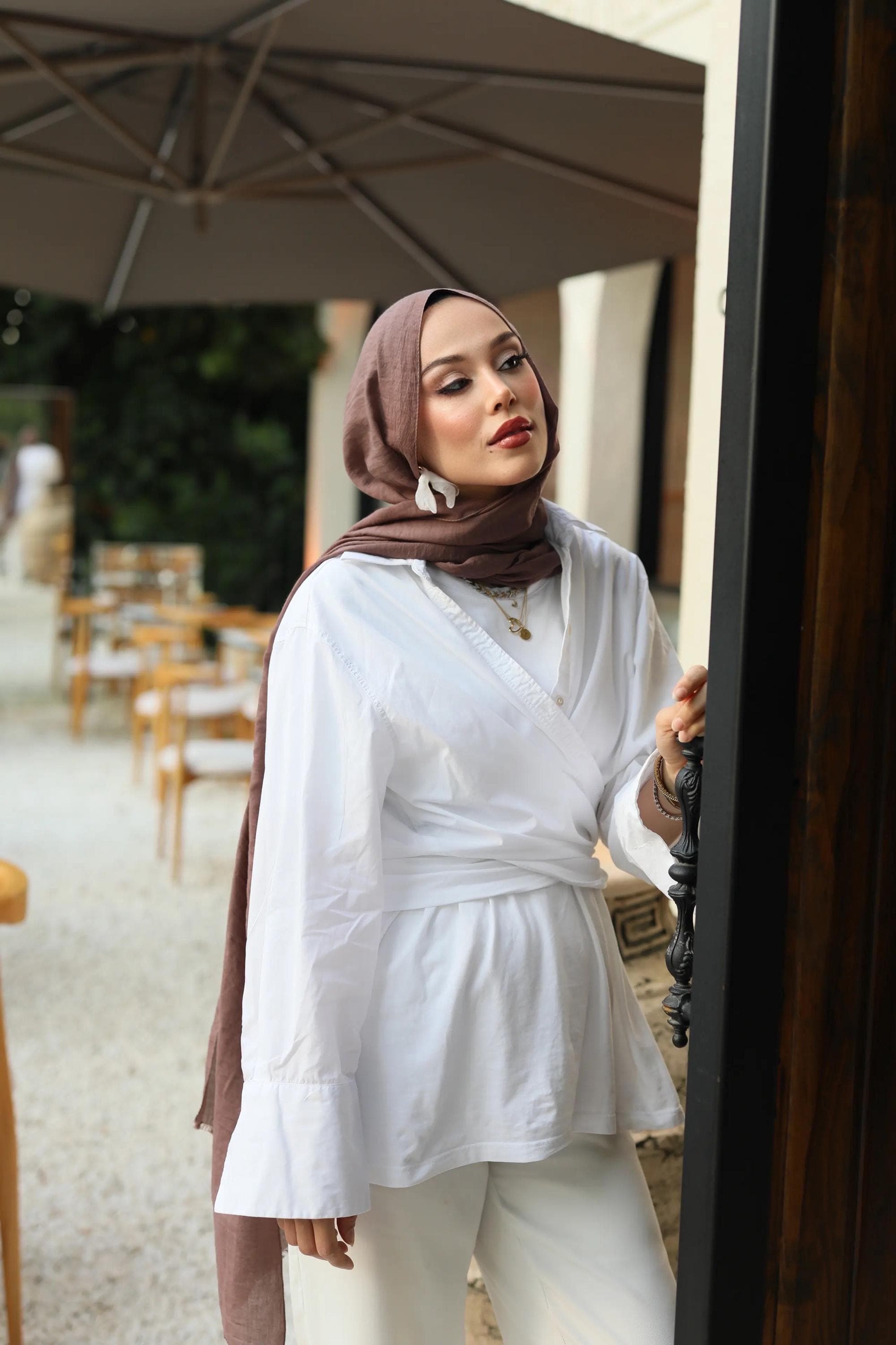 Soft Cotton Hijab: Lightweight Breathable Everyday Wear - image 5