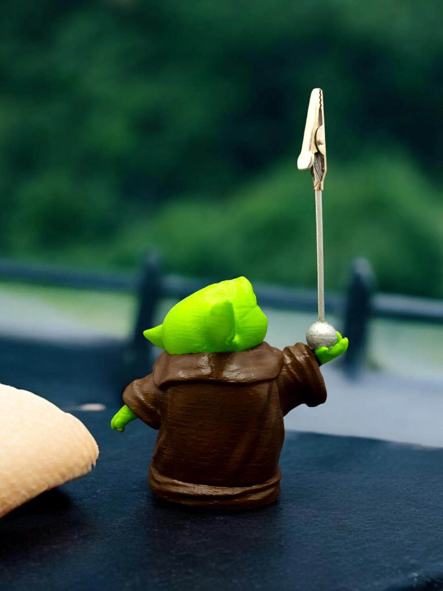 Baby Yoda Grogu Desk Memo Holder – Star Wars Office Decor - image 5