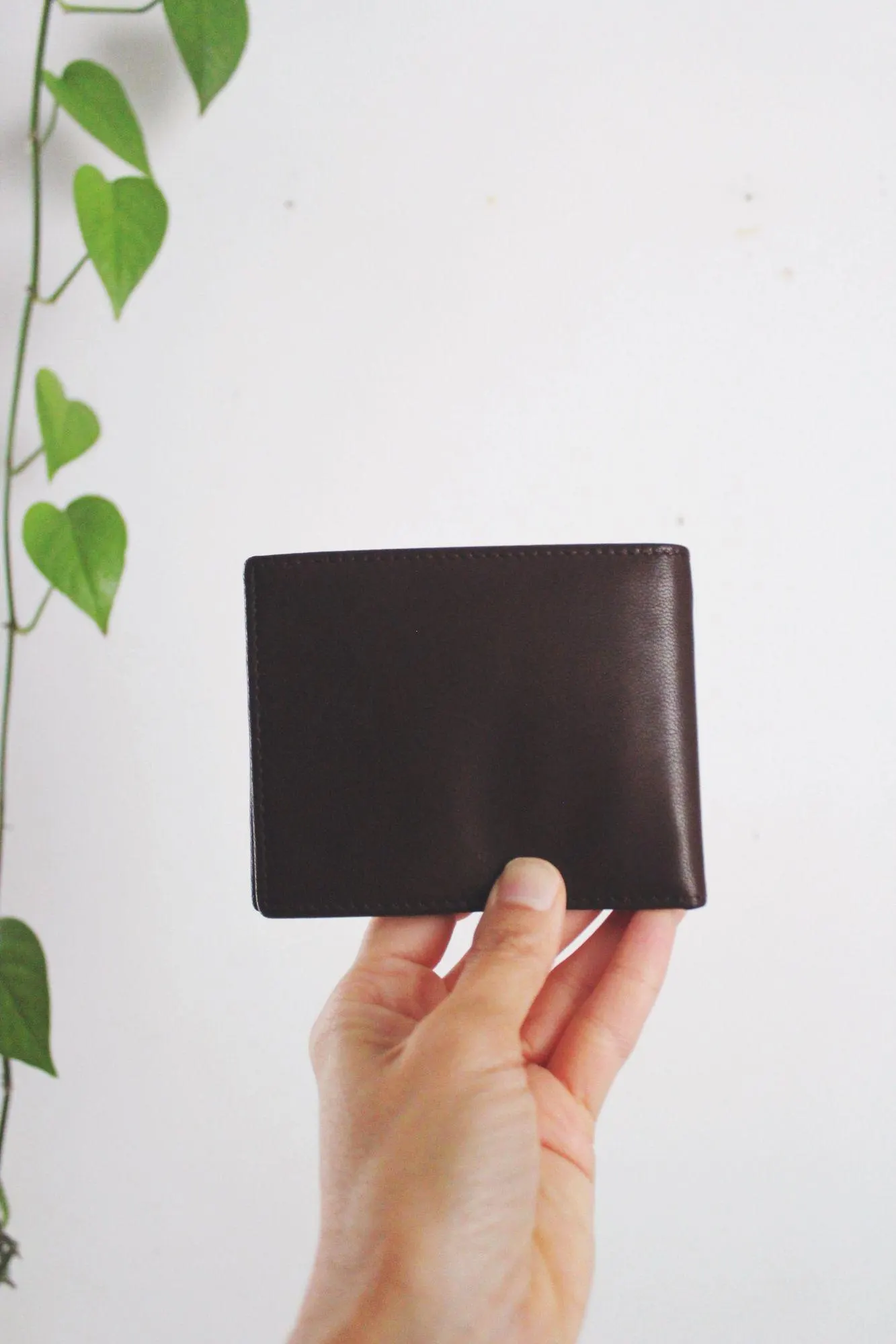 Buxton Mens Vintage Genuine Leather Wallet Dark Brown Minimalist Sleek - image 2