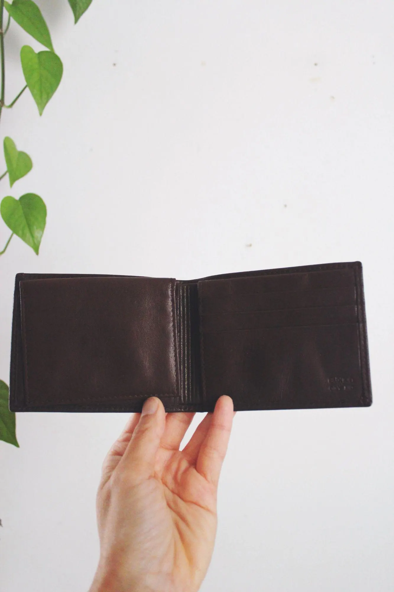 Buxton Mens Vintage Genuine Leather Wallet Dark Brown Minimalist Sleek - image 3