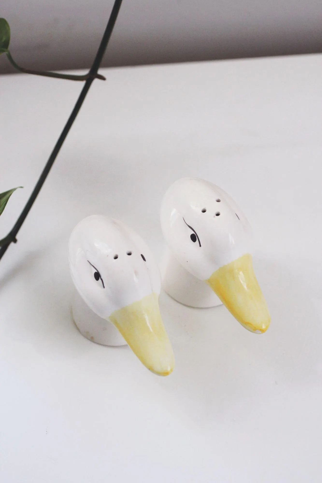 Vintage Ceramic Duck Goose Salt Pepper Shakers Hand-Painted Cottagecore Farmhouse - image 3