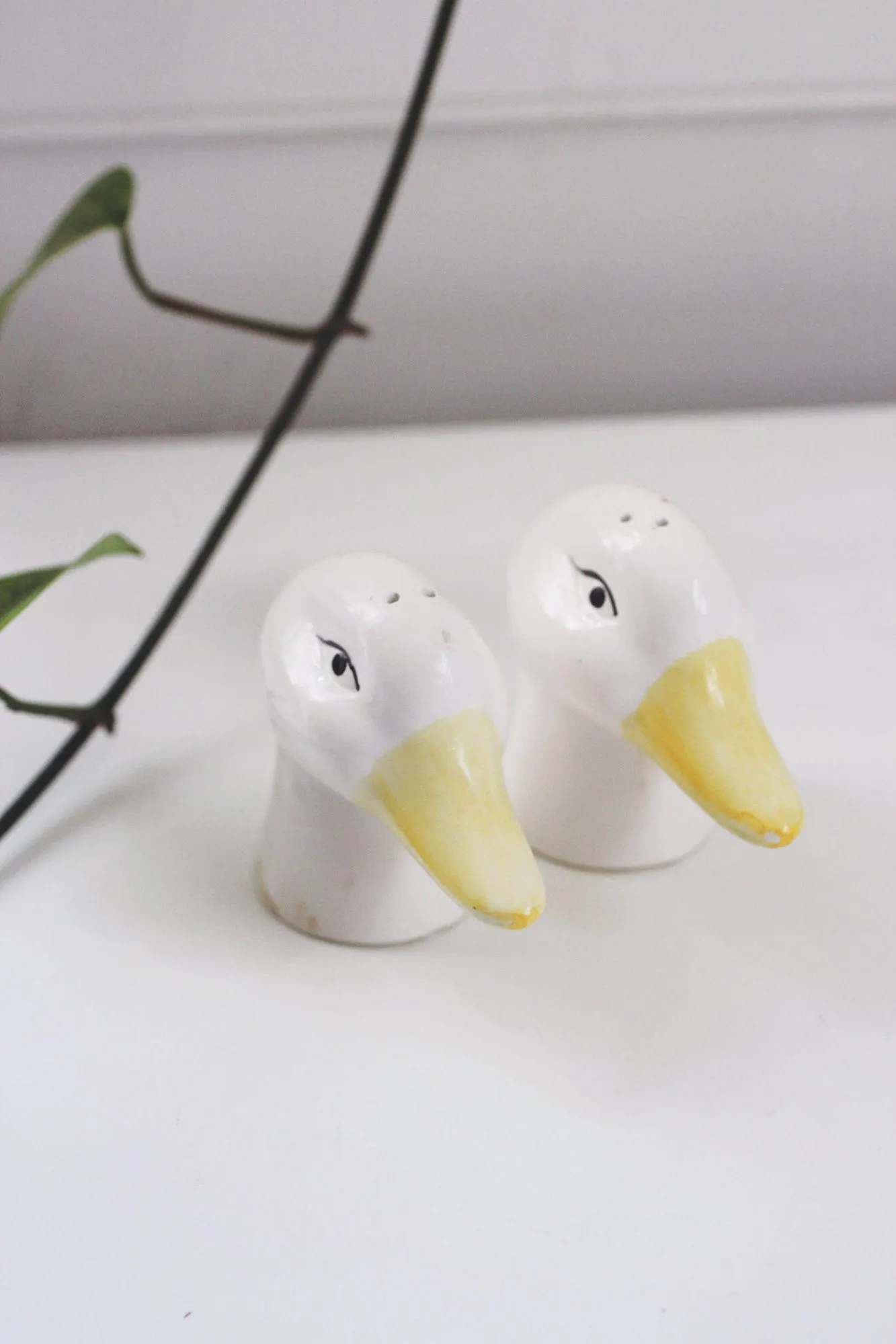 Vintage Ceramic Duck Goose Salt Pepper Shakers Hand-Painted Cottagecore Farmhouse