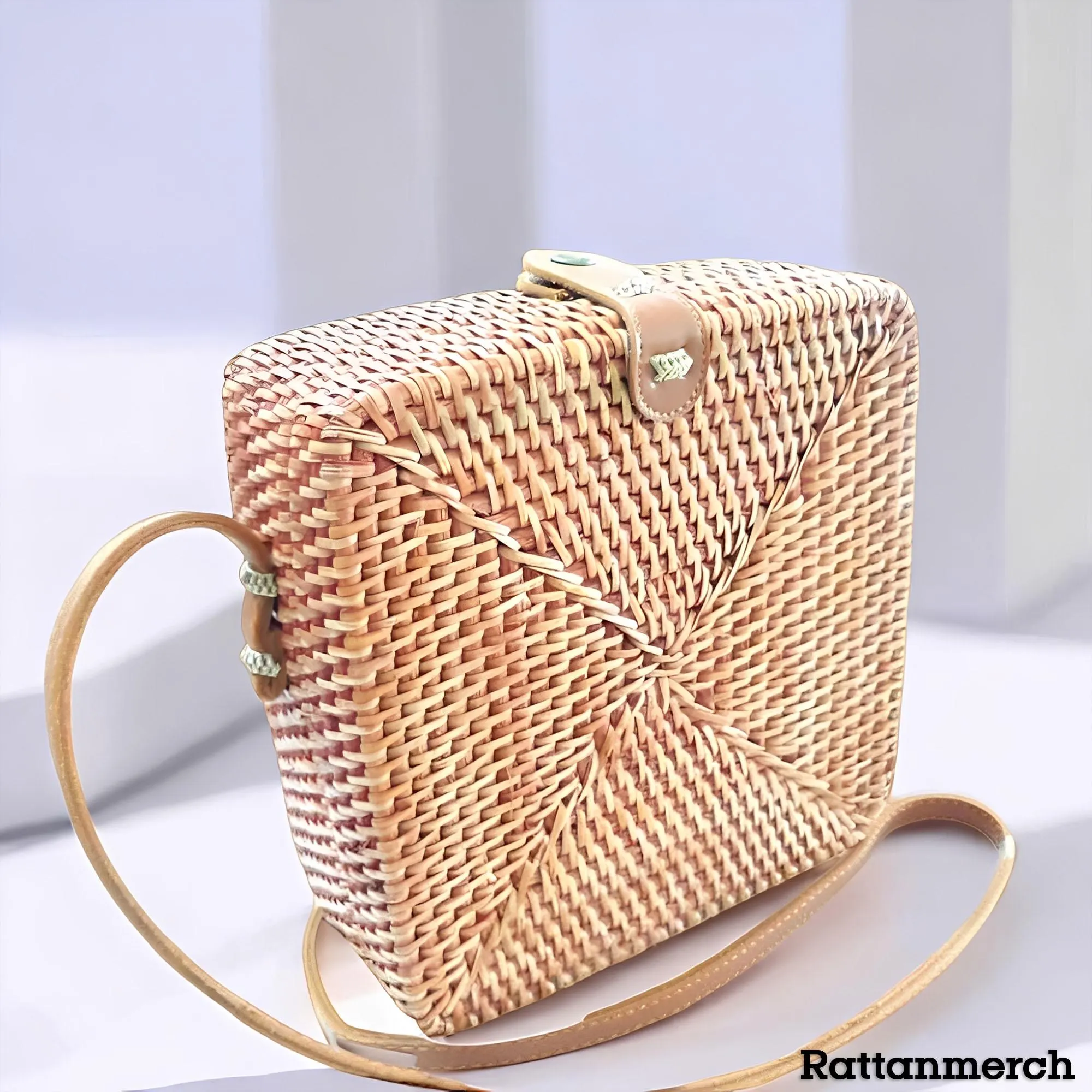 Balinese Rattan Box Ethnic Handmade Comfortable Sling Bag,Rattan Sling Bag,Rattan Sling Bag Bali,Rattan Crossbody Bags,Rattan Leather Bag