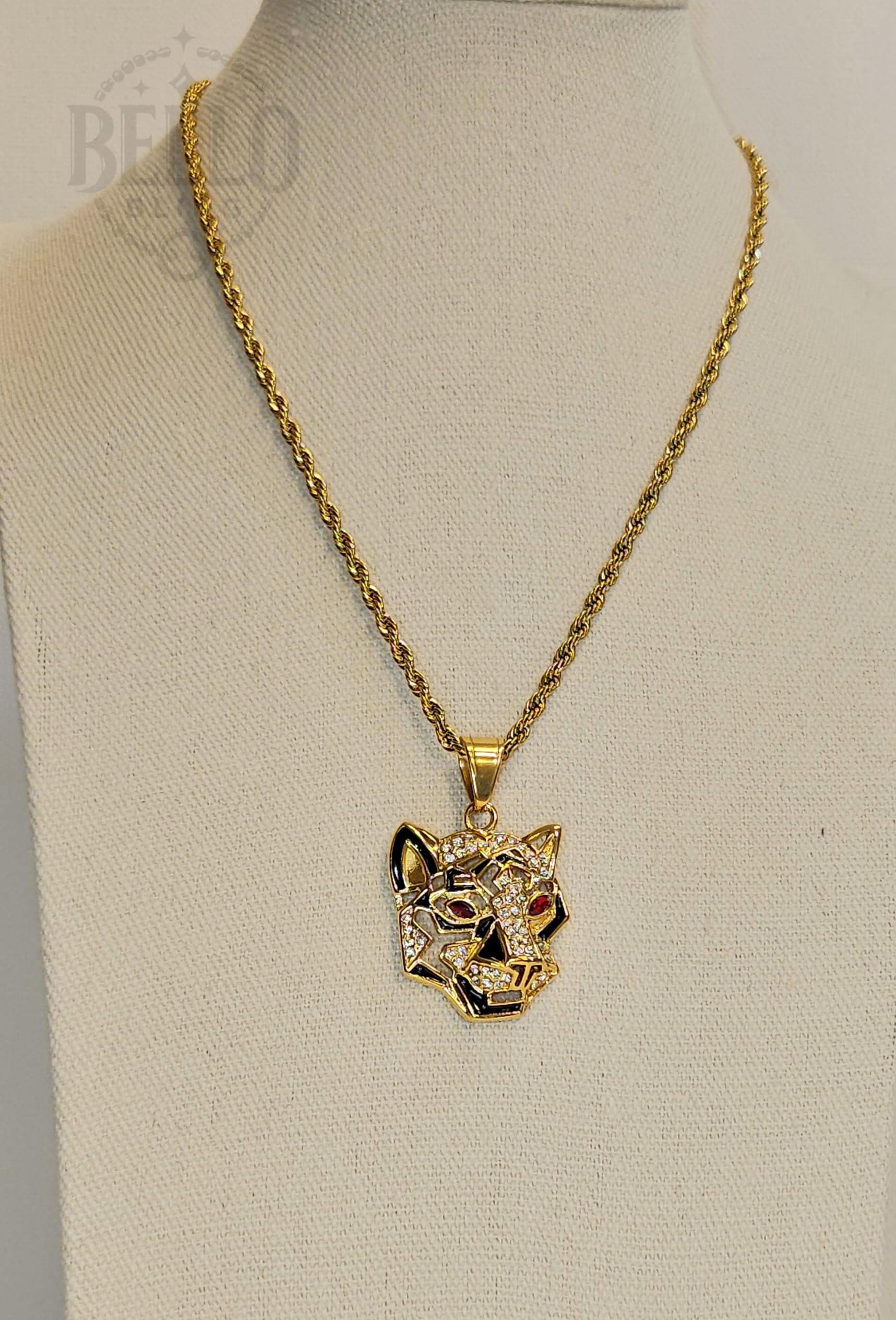 Geometric Panther Pendant, Panther Necklace, Panther Head Jewelry, Hip Hop Bling, Artistic Jewelry, Animal Jewelry, Modern Jewelry, Iconic Jewelry, Luxury Fashion, Bling Panther Pendant, Streetwear Jewelry, Rapper Jewelry, Stylish Necklace