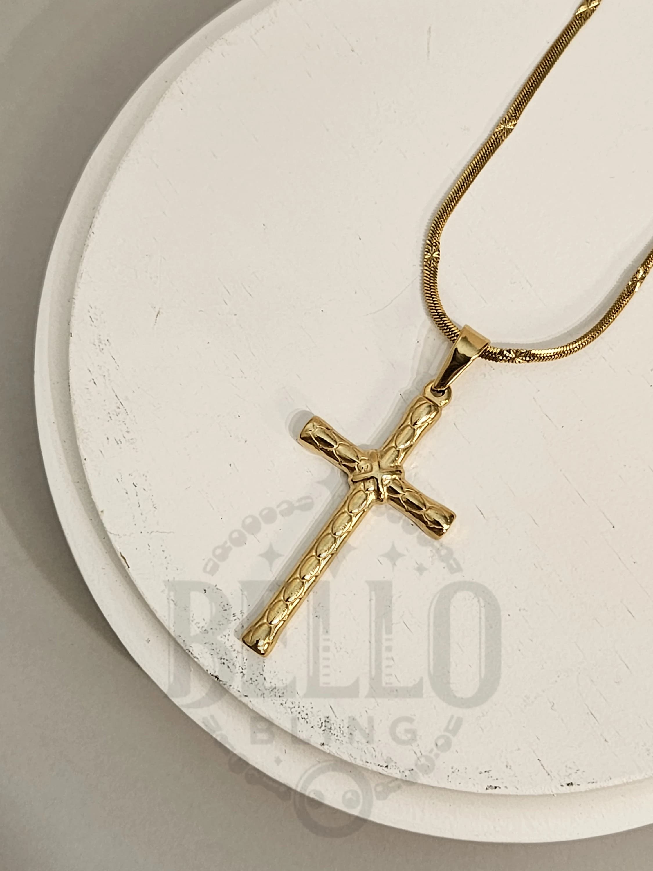 Cross Necklace - Stylish Hip Hop Jewelry - Bello Bling Collection - Trendy Religious Pendant - Fashionable Chain