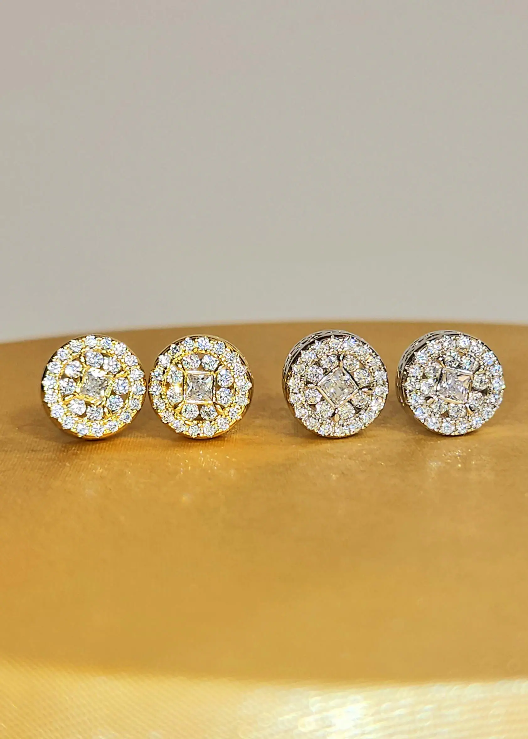 925 Sterling Silver Round Stud Earrings - Sparkling CZ Mens Earring, Studs Screwback Earrings, Men's Iced Jewelry, Hypoallergenic Jewelry