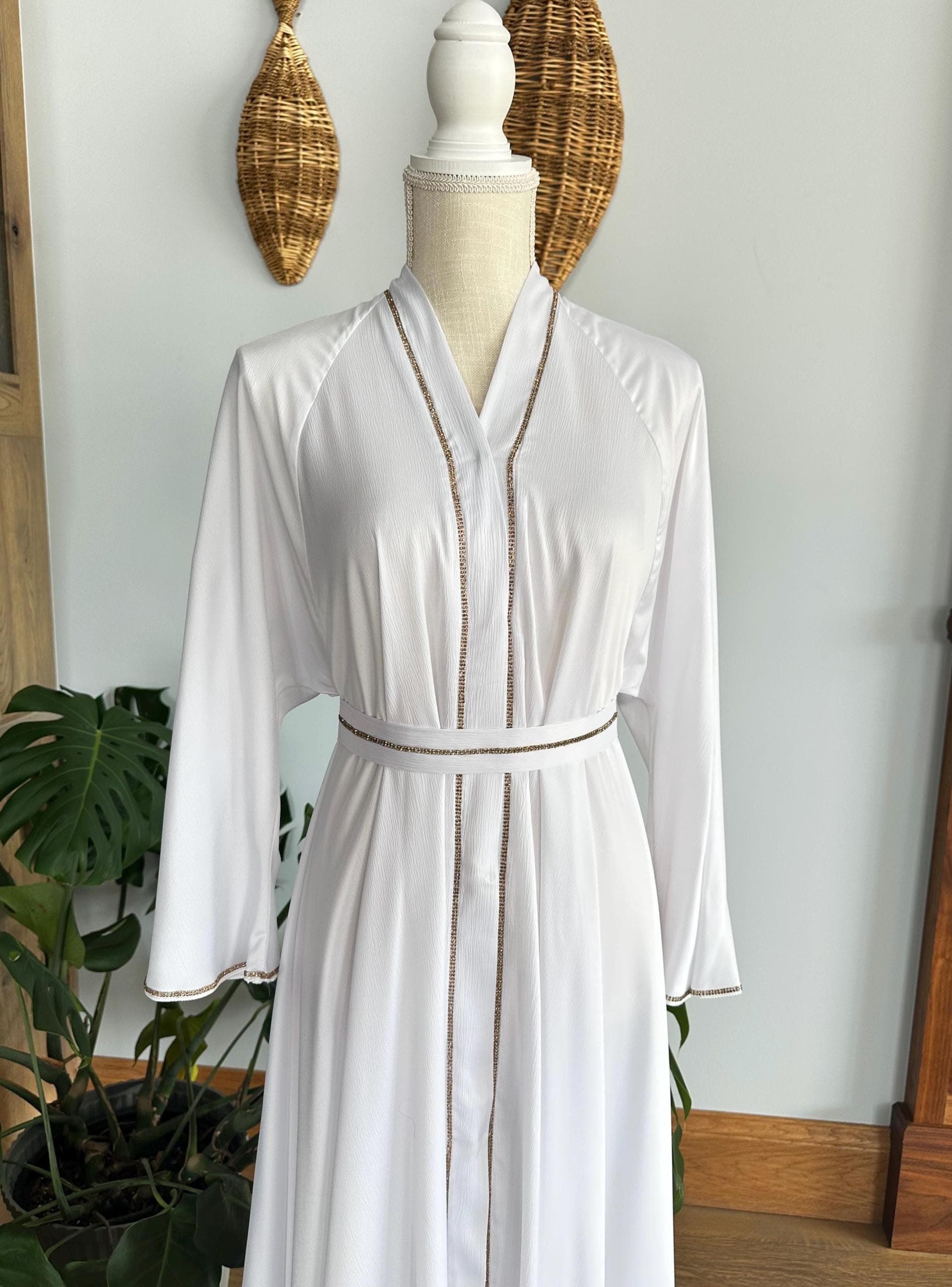 White Abaya with Gold Detail: Dubai Style Dress & Headscarf