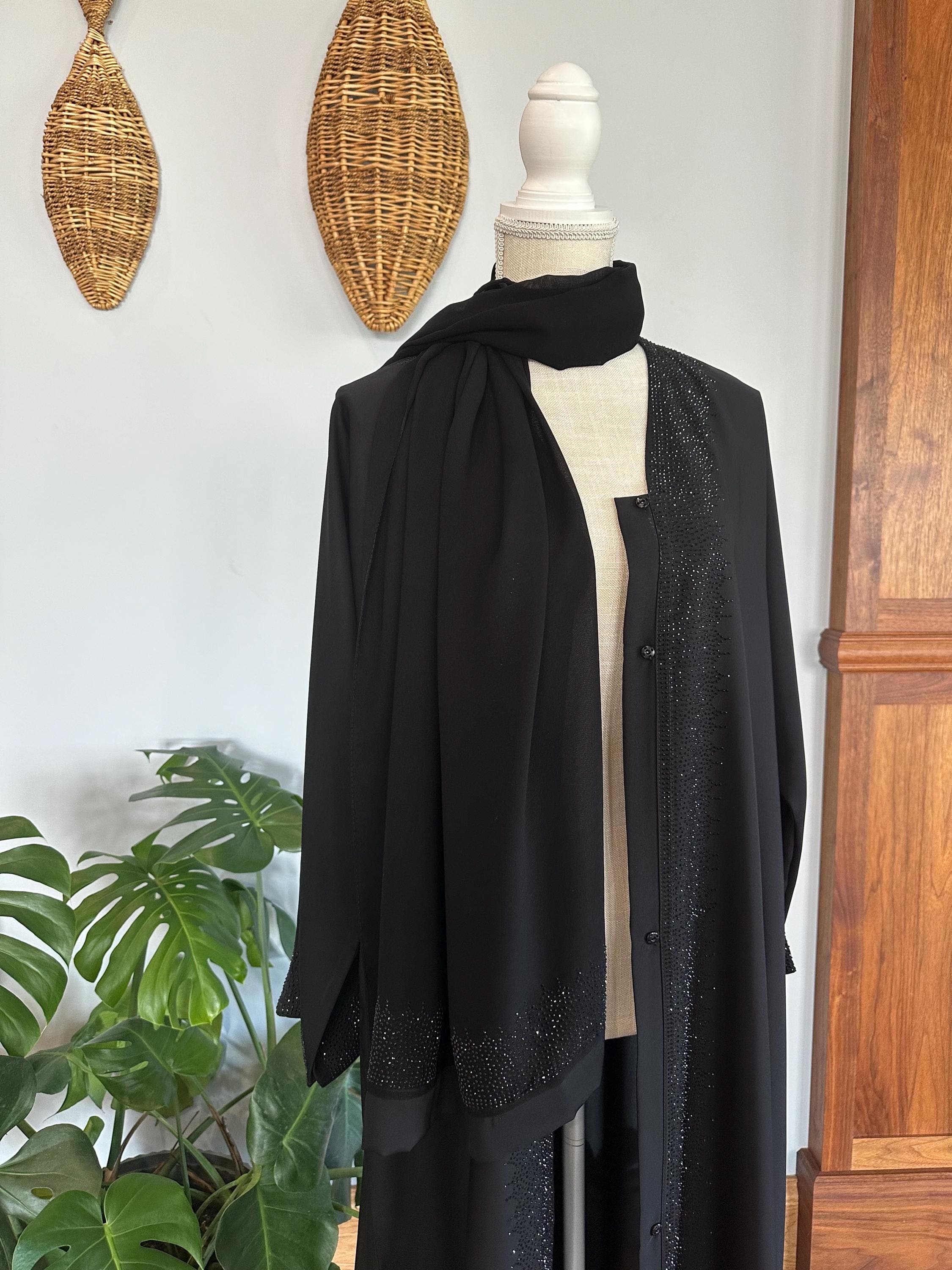 Black Bedazzled Dubai Abaya with Headscarf & Belt - image 5