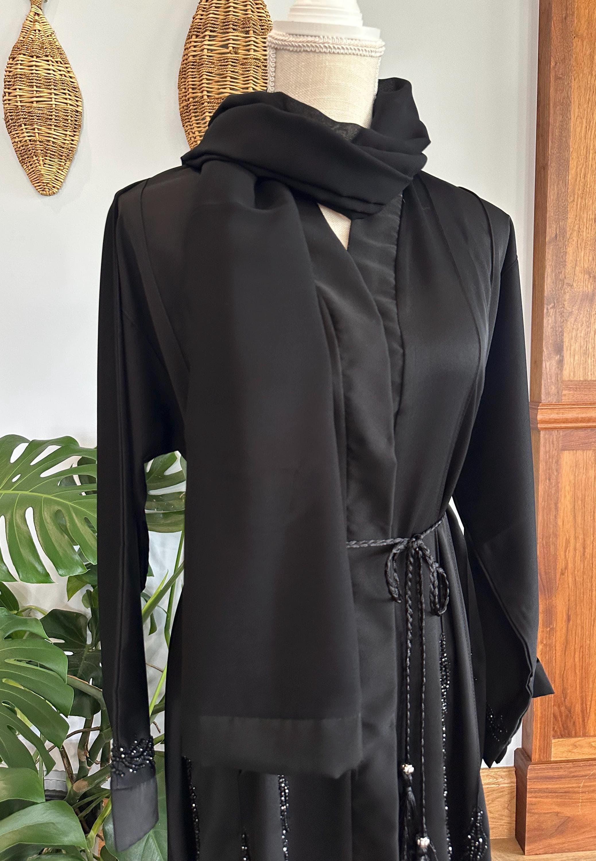 Black Bottom-Embellished Abaya with Belt & Headscarf - image 4