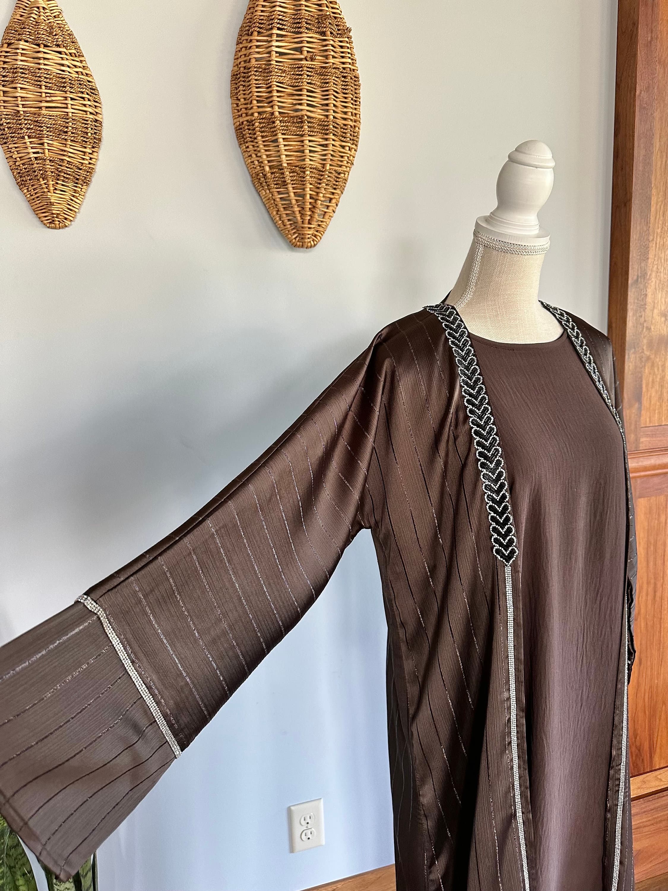 Dark Brown Embellished Abaya: Modest Dubai Style, 4-Piece Set - image 4