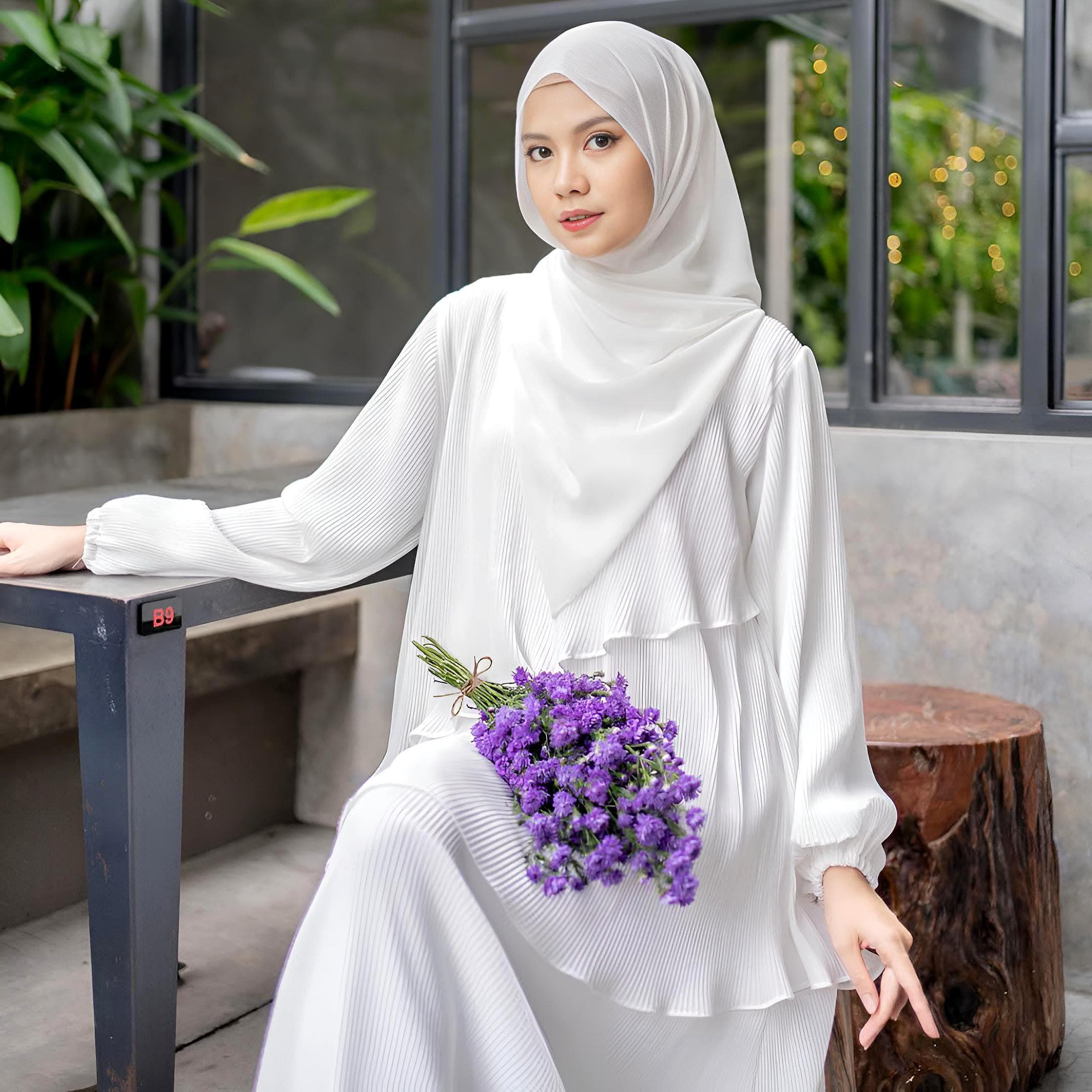 Pleated Chiffon Abaya Set: Elegant Muslim Women's Dress with Khimar