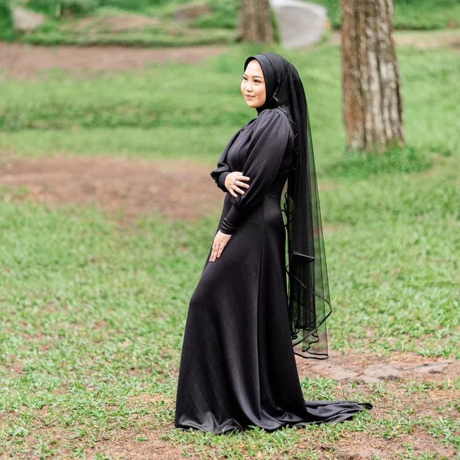 Islamic Wedding Dress: Modern Modest Boho Engagement Gown - image 4