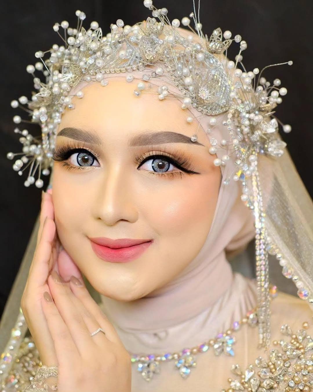 Silver Crystal Pearl Bridal Headpiece: Muslim Wedding Hijab Tiara Crown - image 3