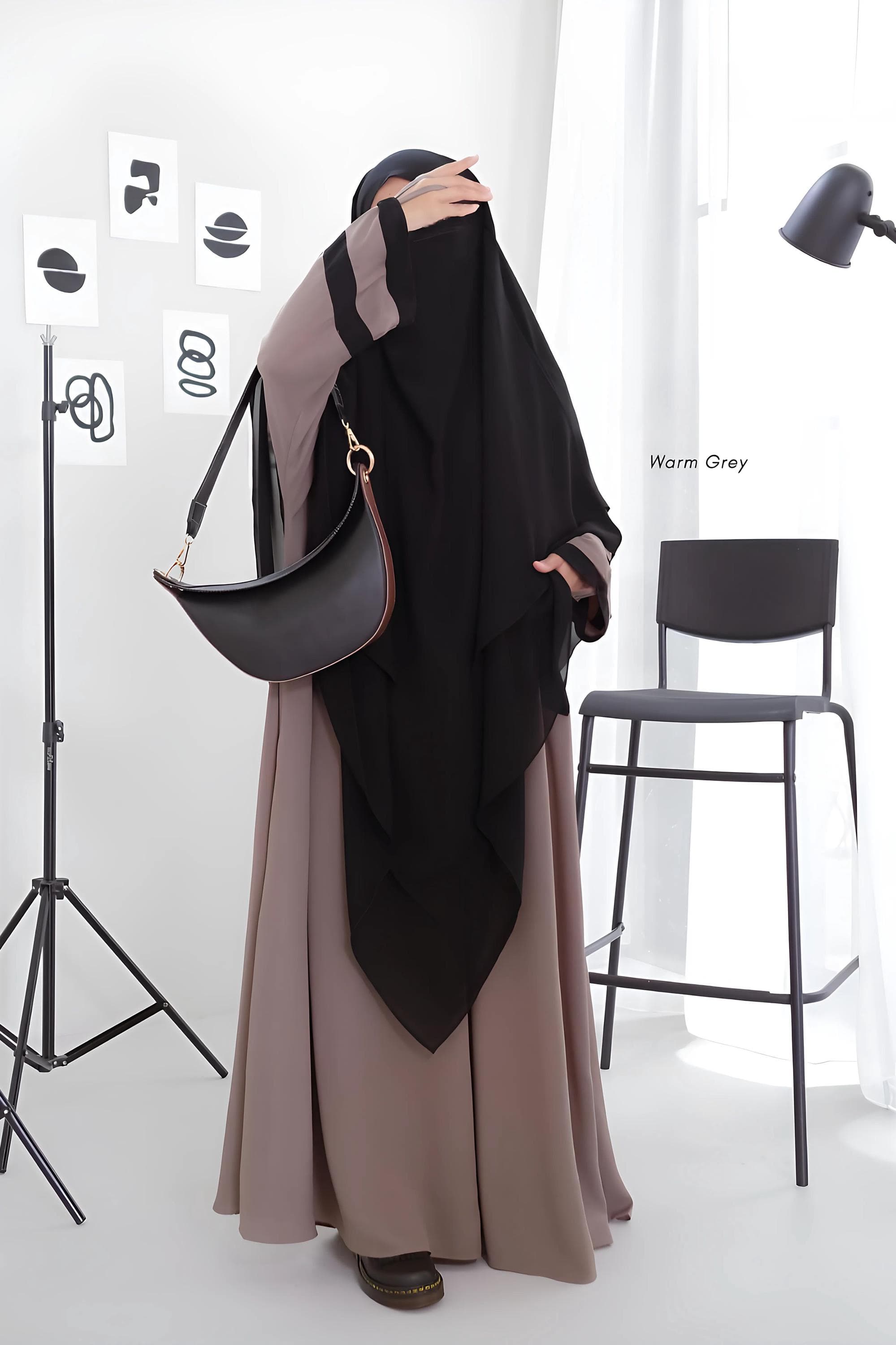 Batwing Abaya with French Khimar: Modest Muslim Prayer Outfit - image 5