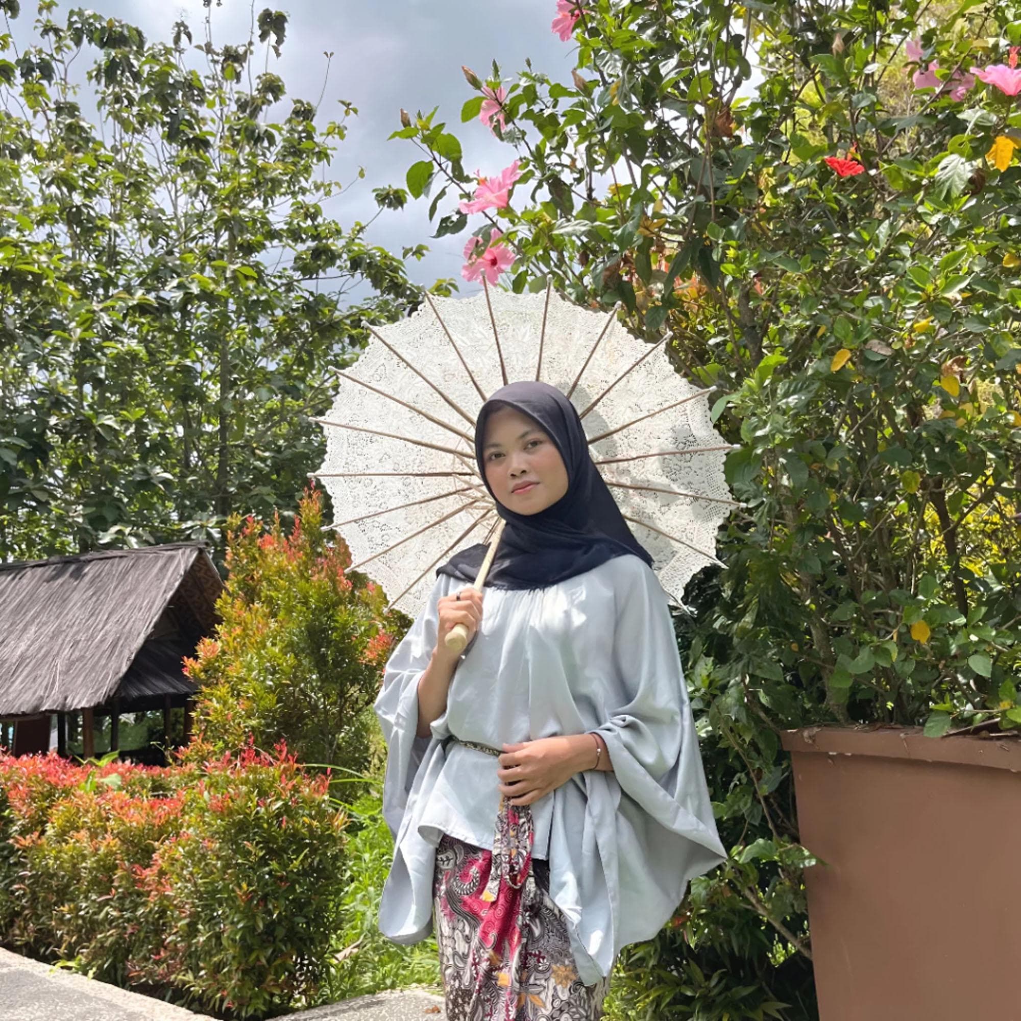 Embroidered Lace Parasol with Wooden Handle