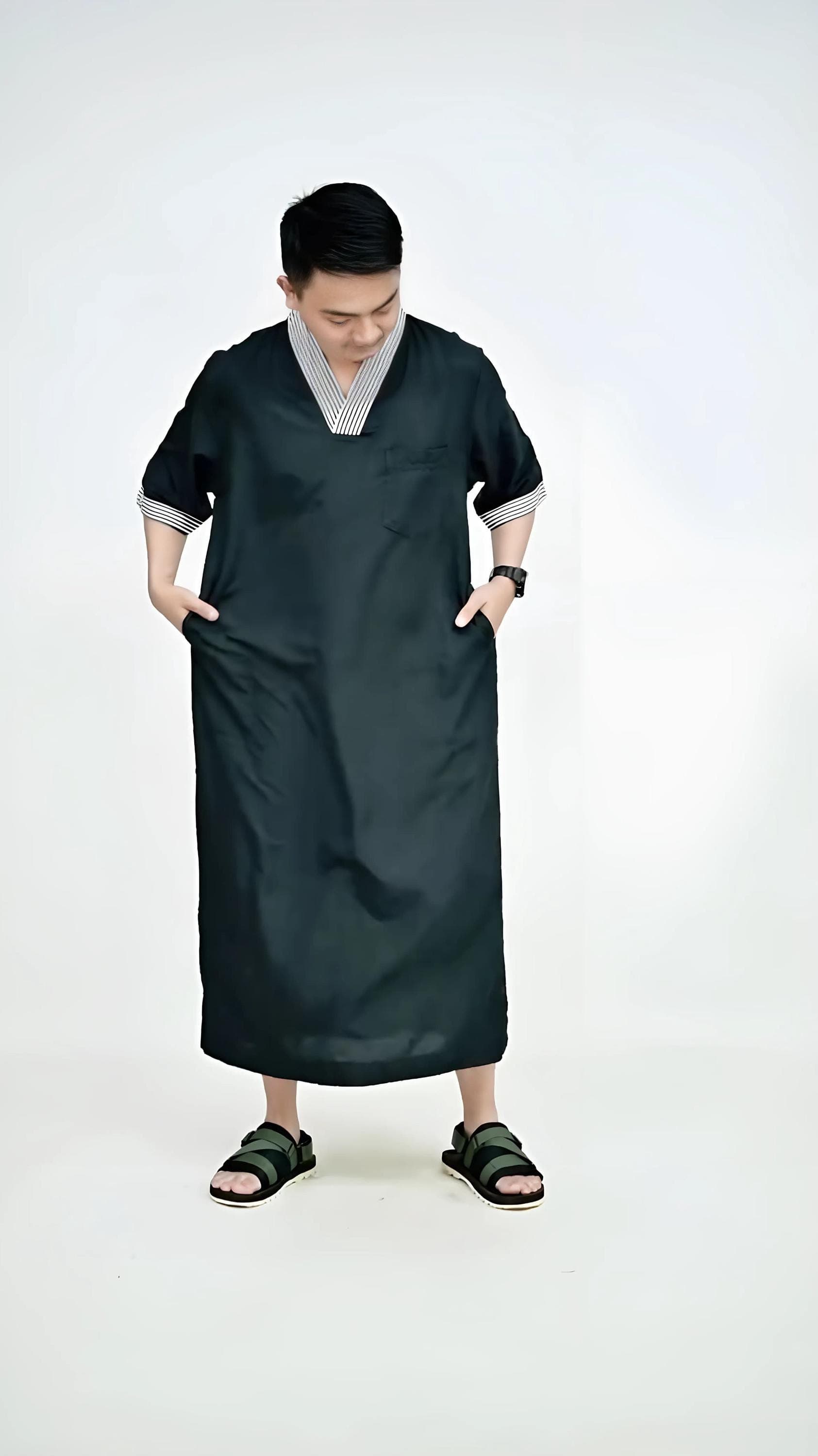 Men's Cotton Moroccan Kaftan Robe: V-Neck Short Sleeve Jubba - image 3