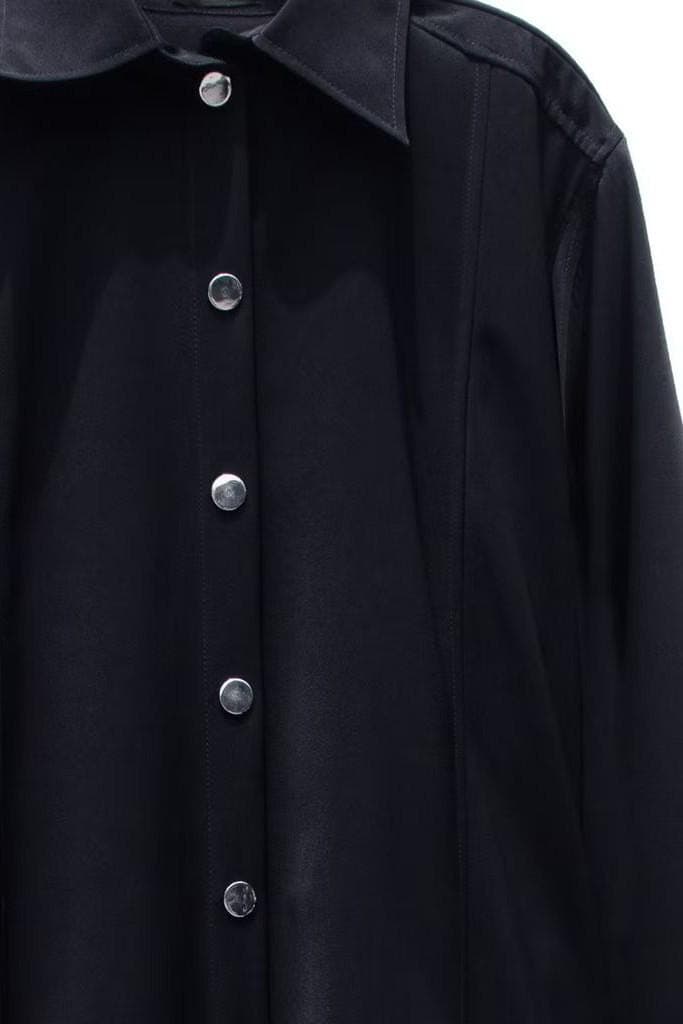 Oversized pleated abaya coat for women with hood, button-down front, cotton polyester material, grey color.