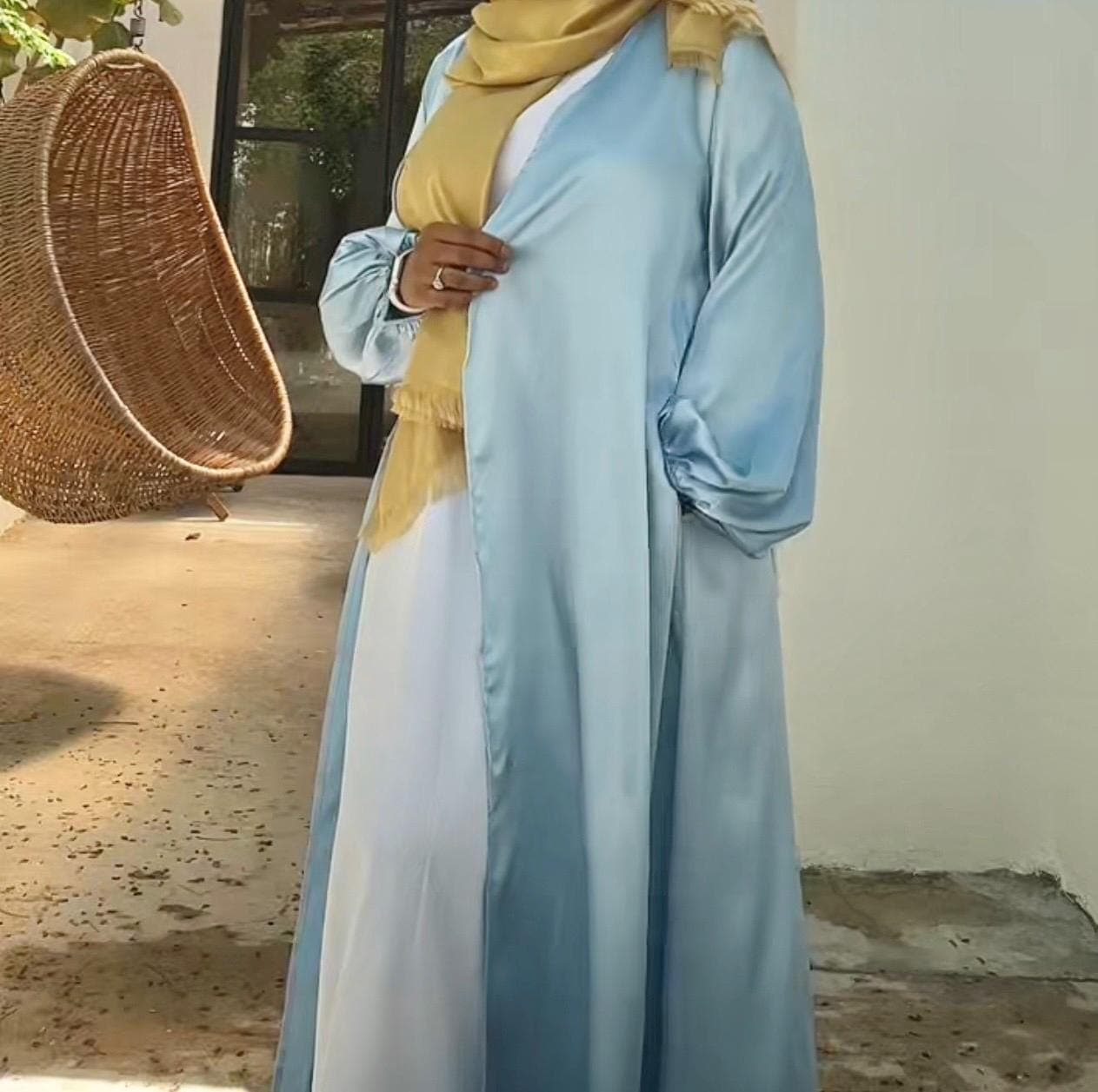 Luella Blue Abaya - image 3
