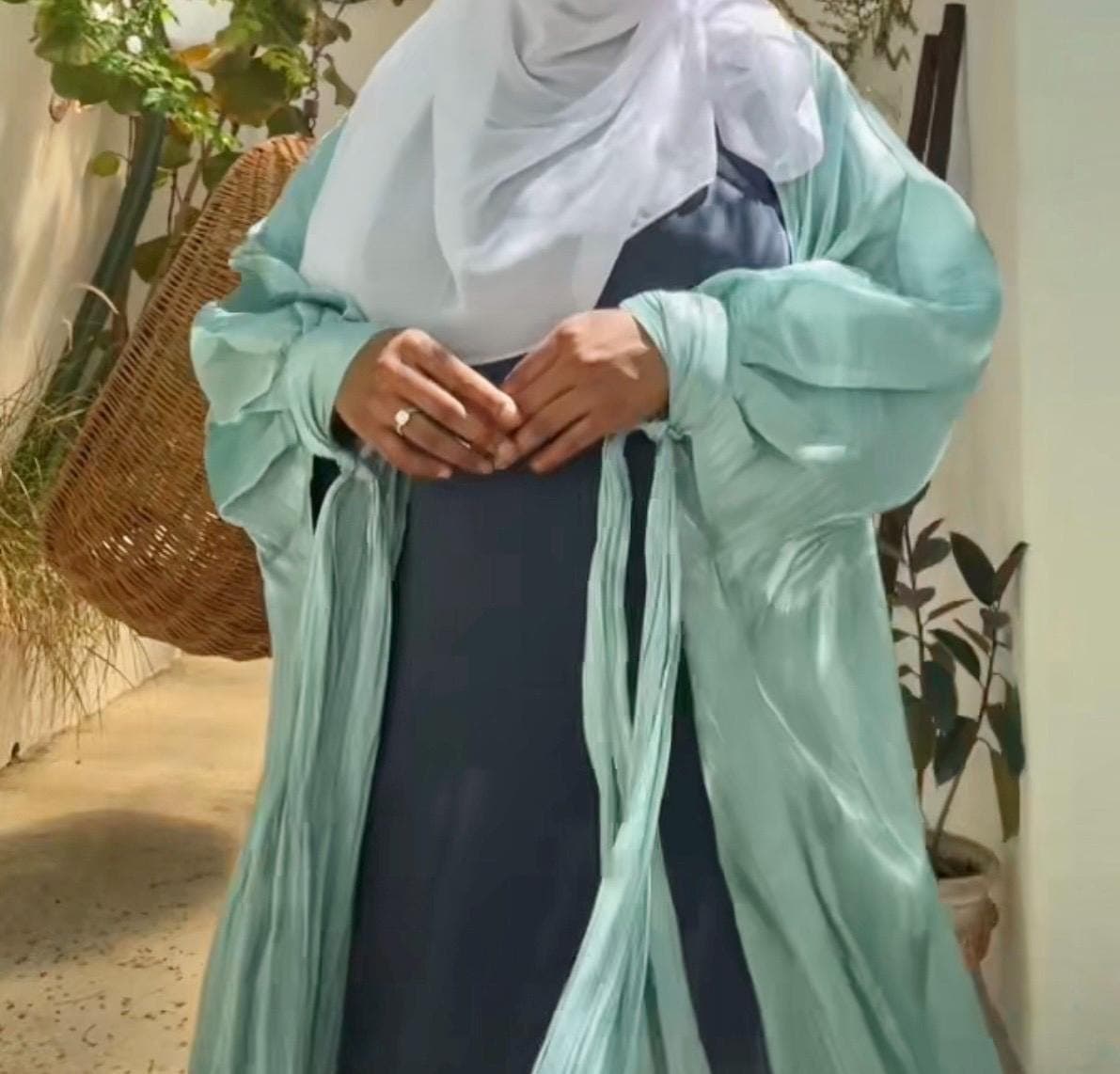 Turquoise Ariella Open Abaya - image 3
