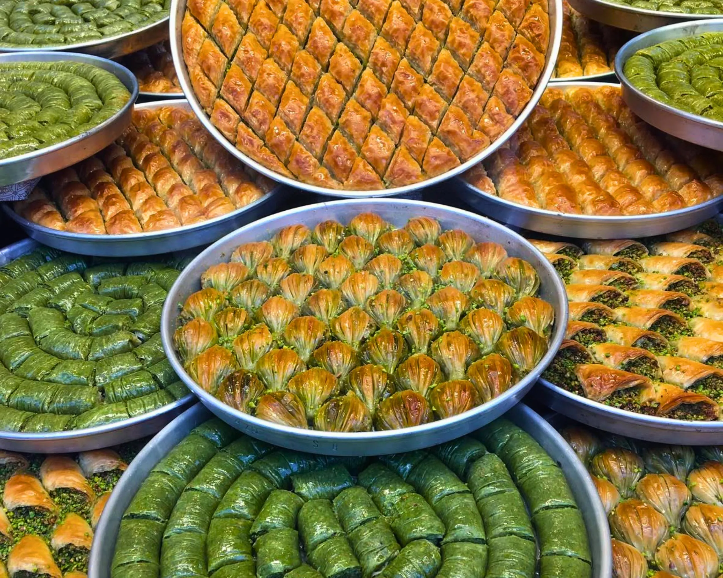 Turkish Baklava Gift Package, Assorted Freshly Baklava, Daily Authentic Dessert Box, Made in Turkiye - image 4