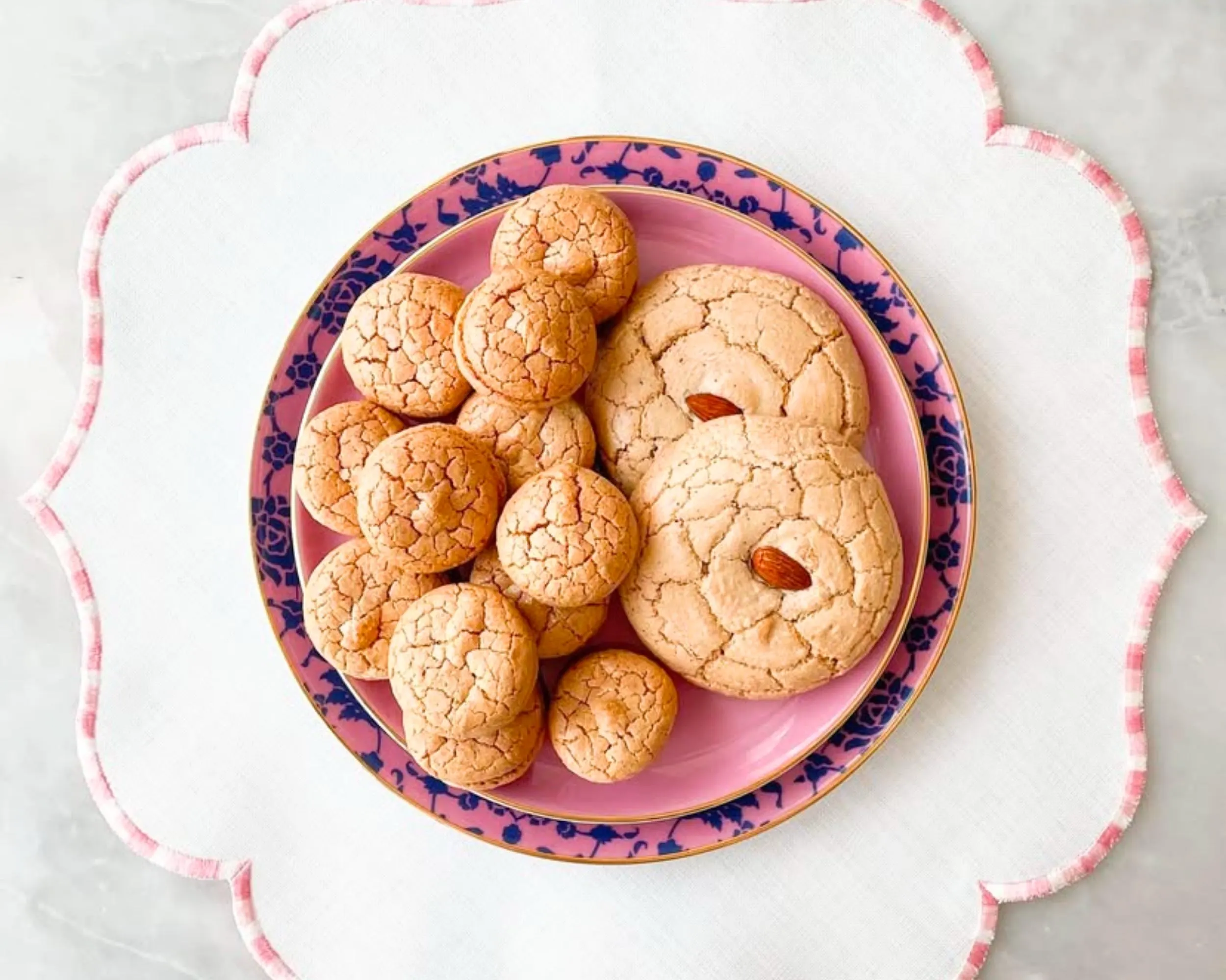Handmade Turkish Acıbadem Cookies: Gourmet Hazelnut Macaroons