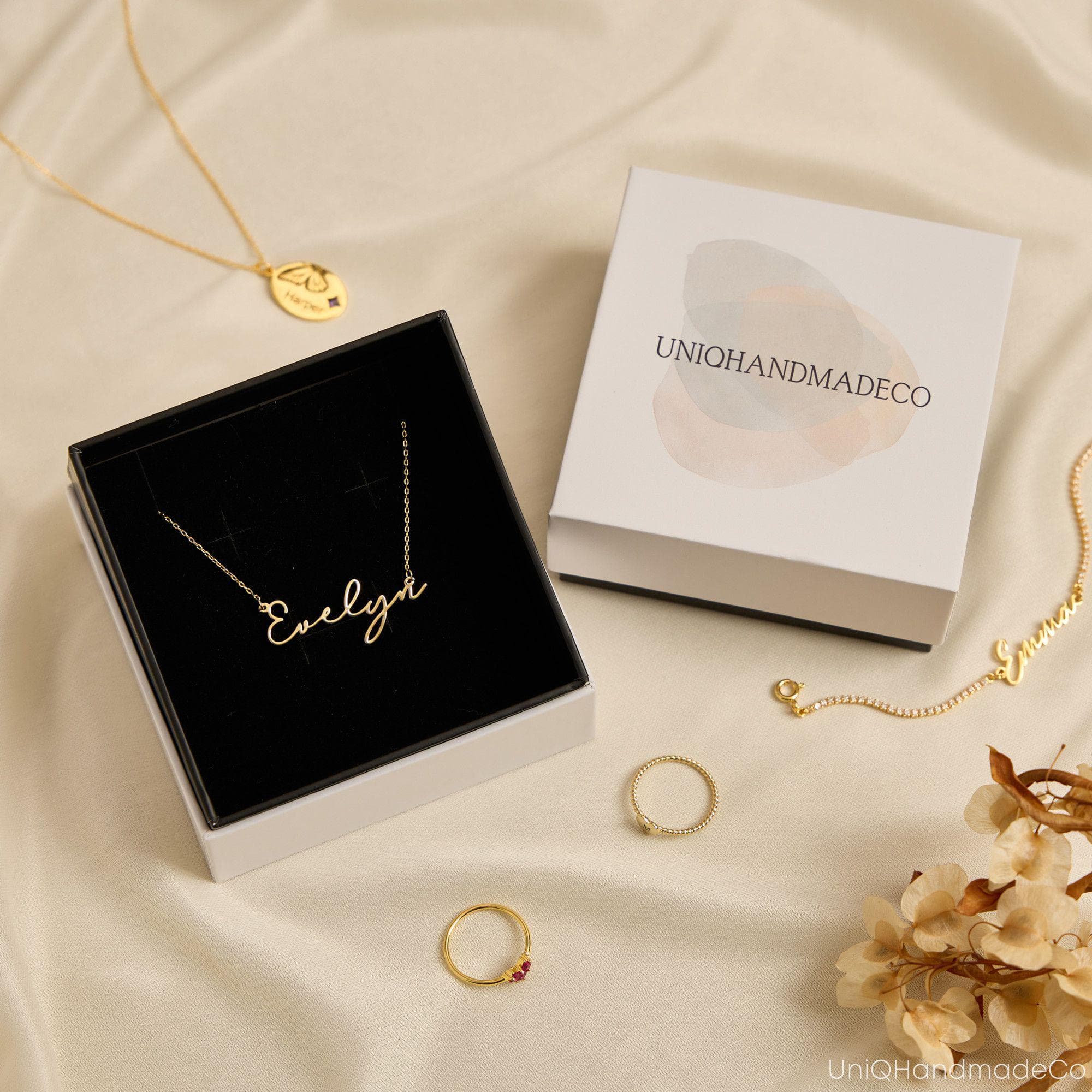 Personalised Circle Name Necklace, Custom Gold Hoops Necklace, Engraved Necklace, Family Necklace, Womens Necklace, Christmas Gift,Moms Gift - image 5