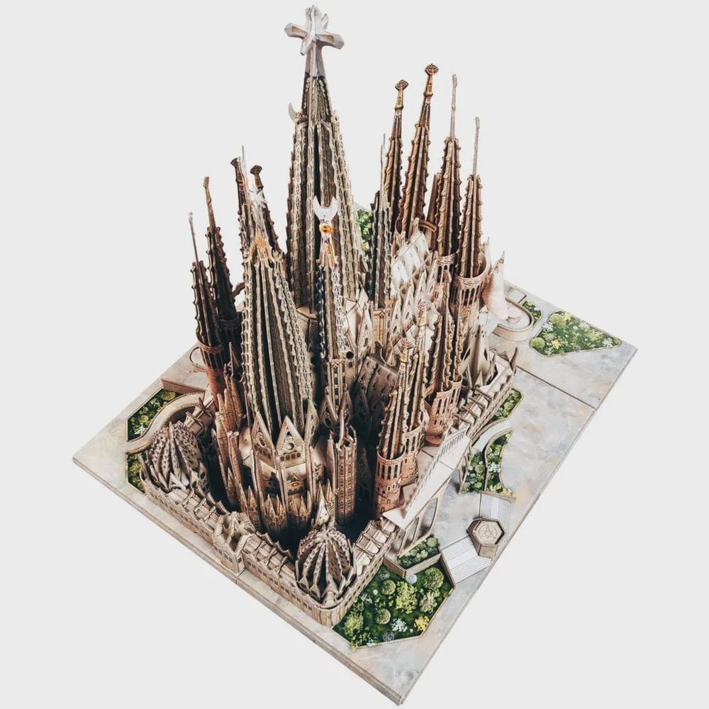 Sagrada Familia Barcelona 3D Cardboard Model Kit – DIY Gaudi Architecture Puzzle, Cathedral Building Set for Adults & Collectors - image 5