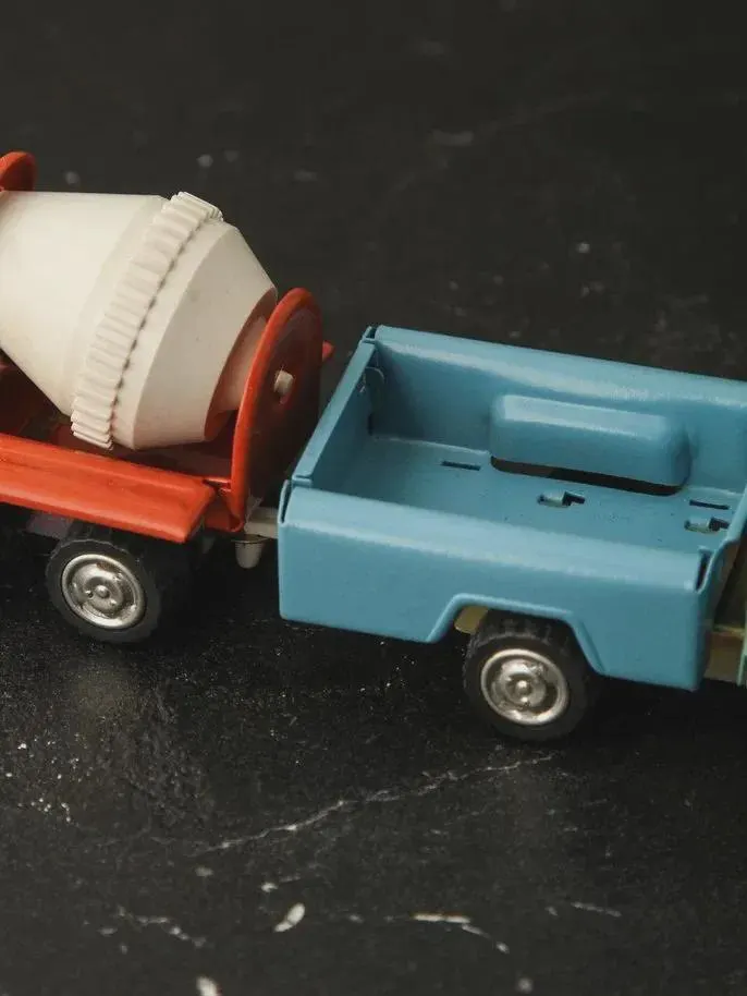 Vintage Soviet Metal Cement Mixer Truck with Trailer ā USSR Diecast Toy, Retro Collectible Construction Vehicle 1980 - image 4