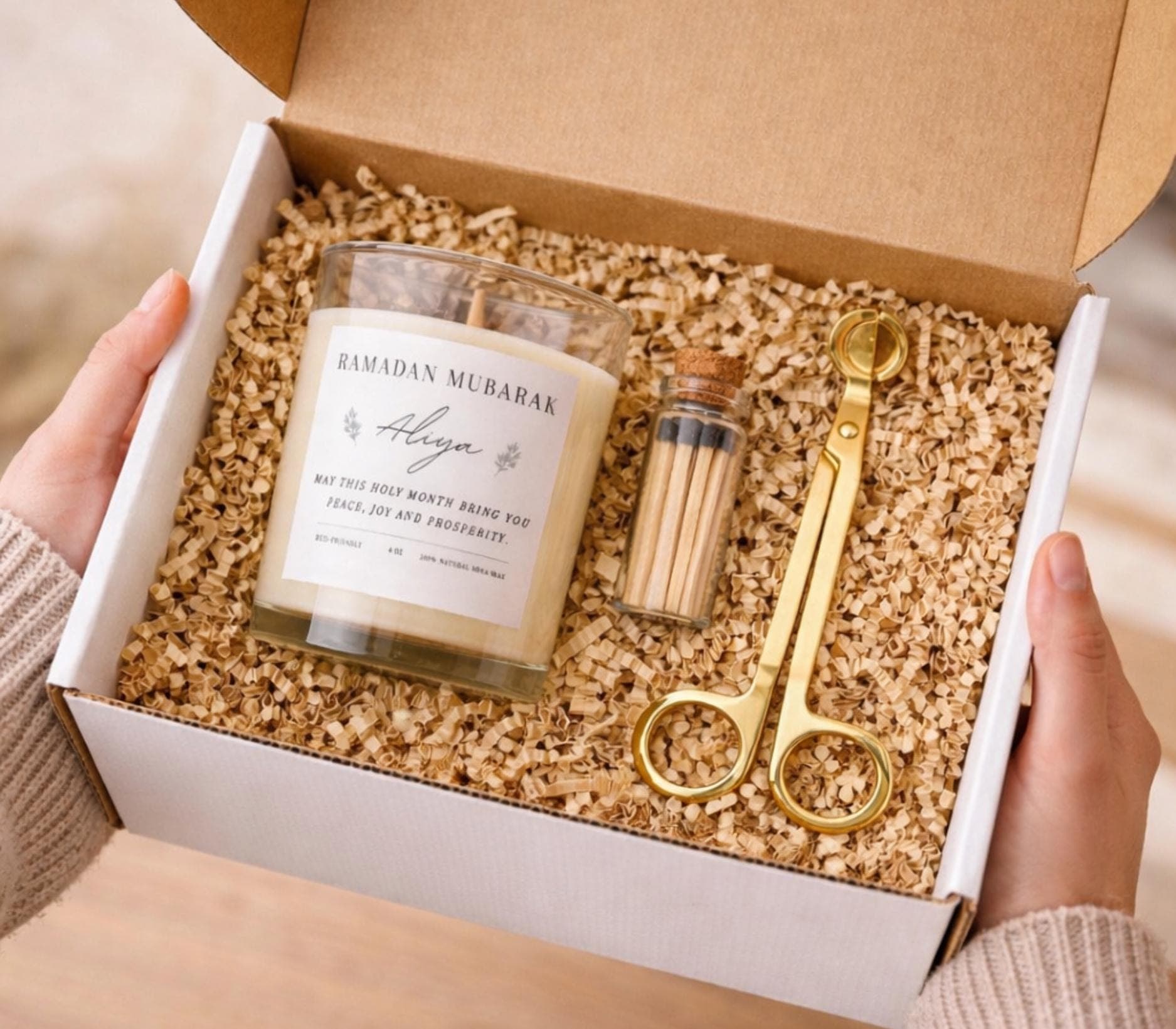Personalized Ramadan Mubarak Candle Gift Set-Custom Name Islamic Gifts For Family- Friends- Muslim Gift Box-Soy Candle, Trimmer & Matches