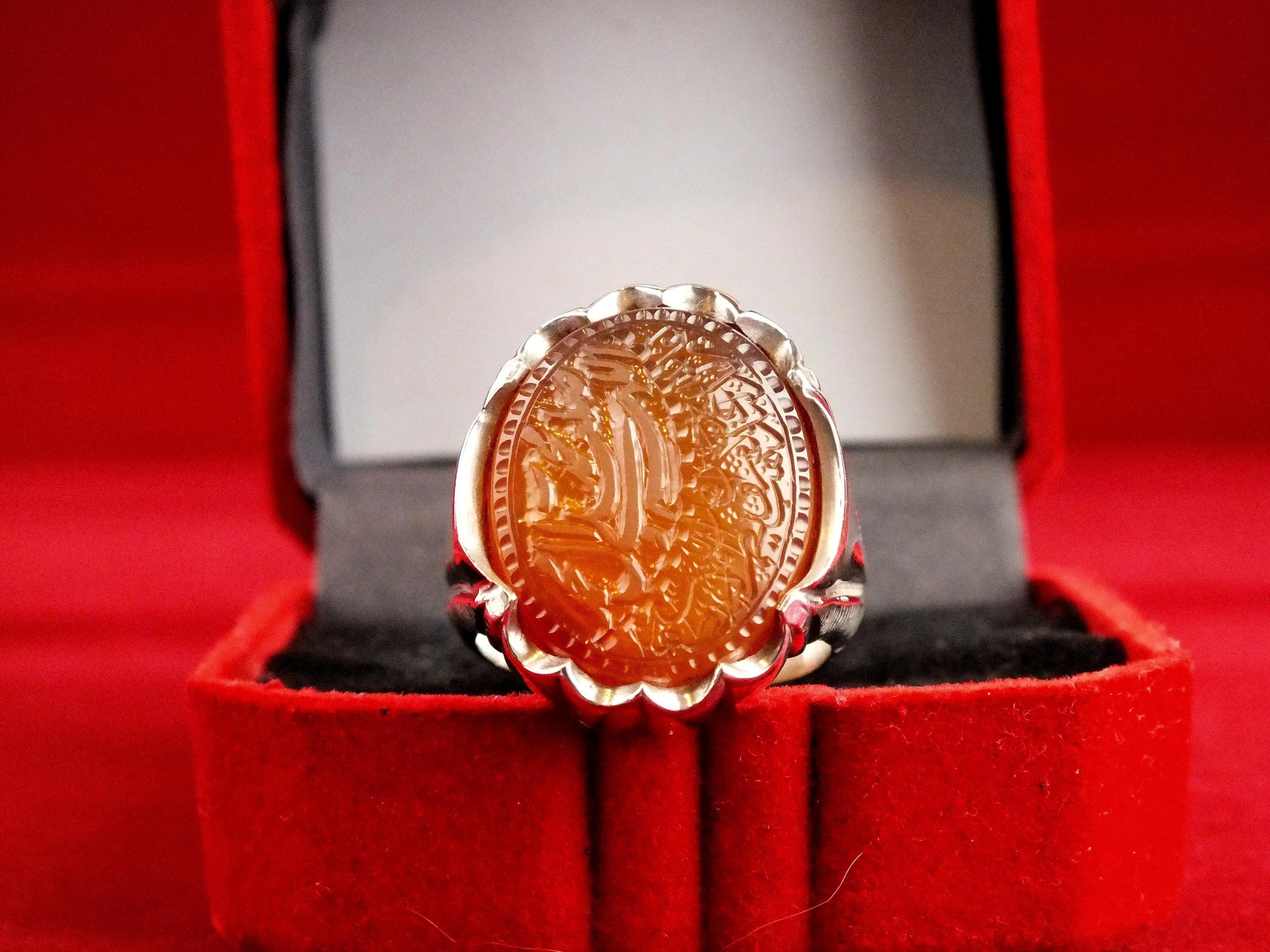 Vintage Sterling Silver yellow Yemeni Agate Ring size 9, Engraved Arabic Calligraphy, Yemeni Style - image 4