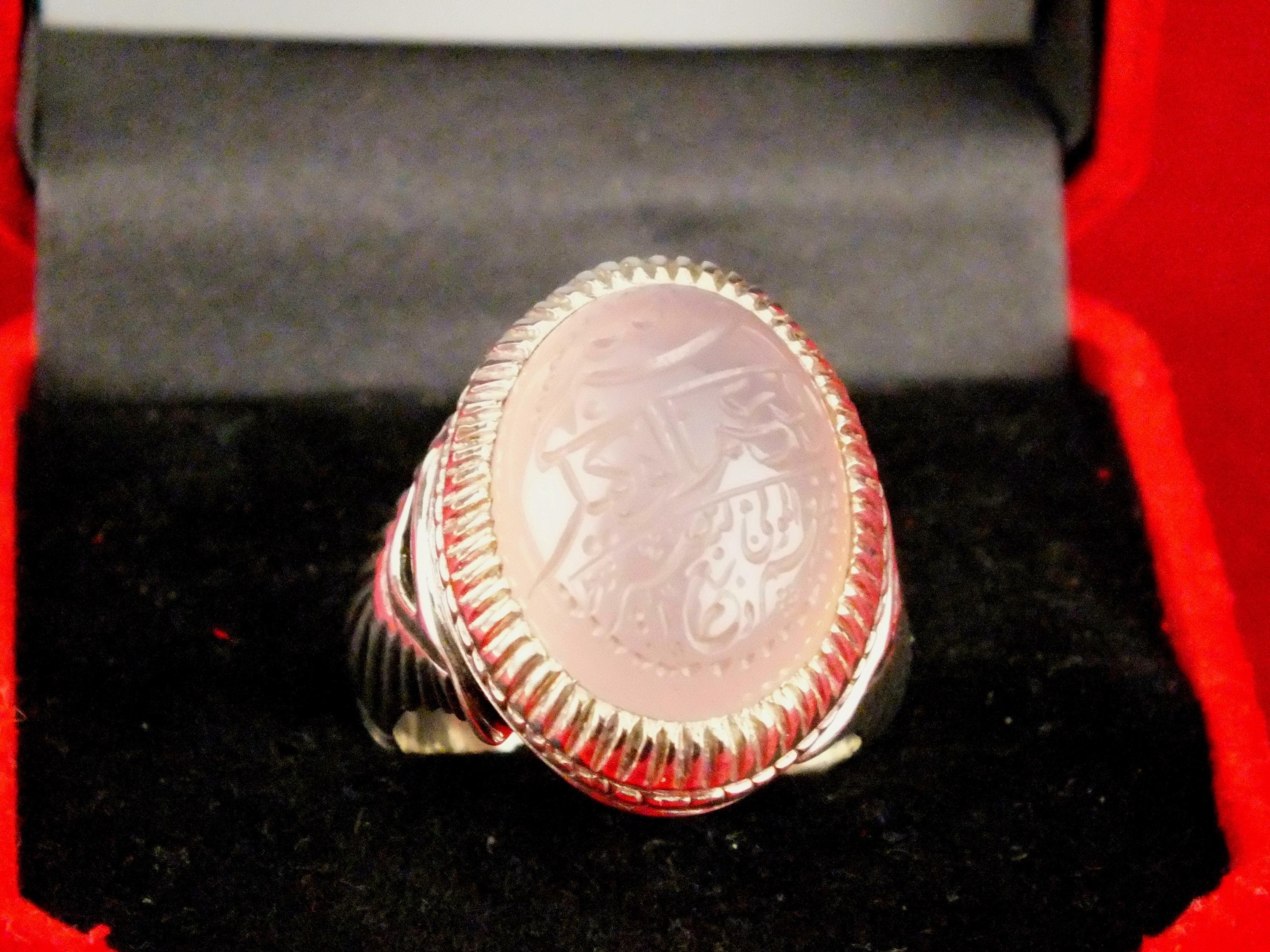 Vintage Sterling Silver Agate Ring with Arabic Calligraphy - image 4