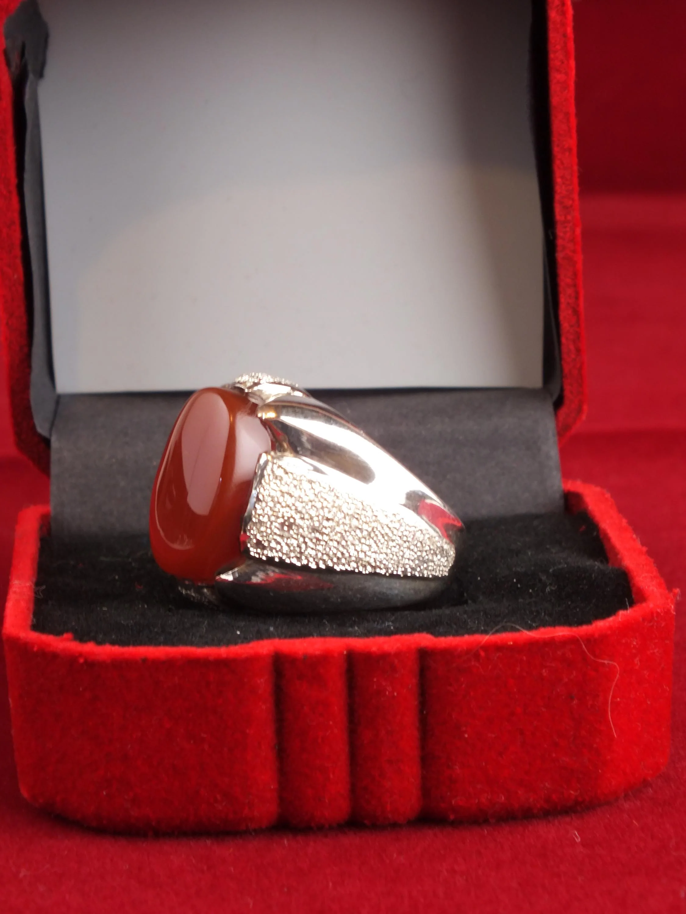 Handmade Yemeni Agate Ring, Bahraini Sterling Silver, Size 9