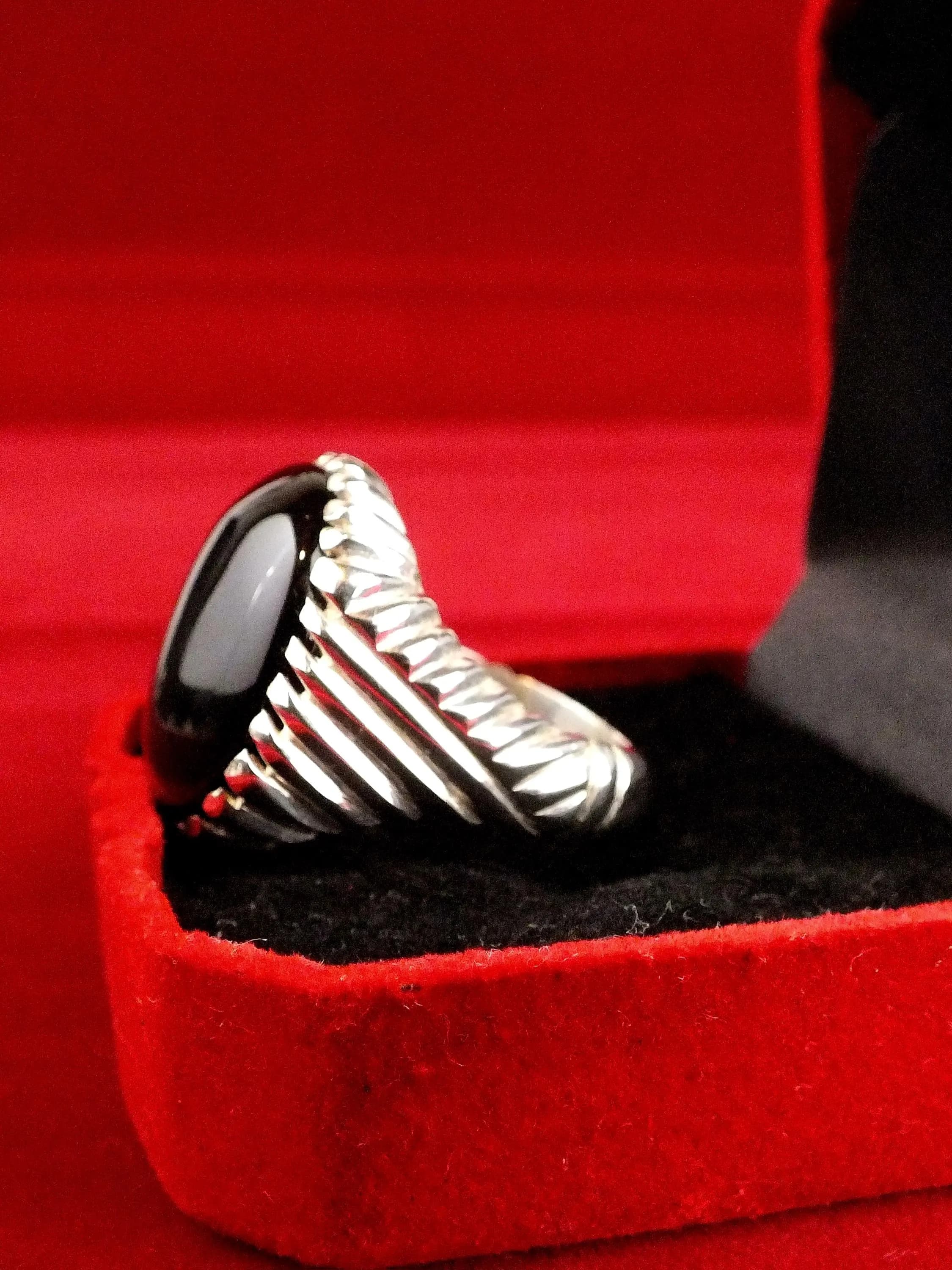 Handmade Bahraini Sterling Silver Ring, Yemeni Agate Size 9 - image 5