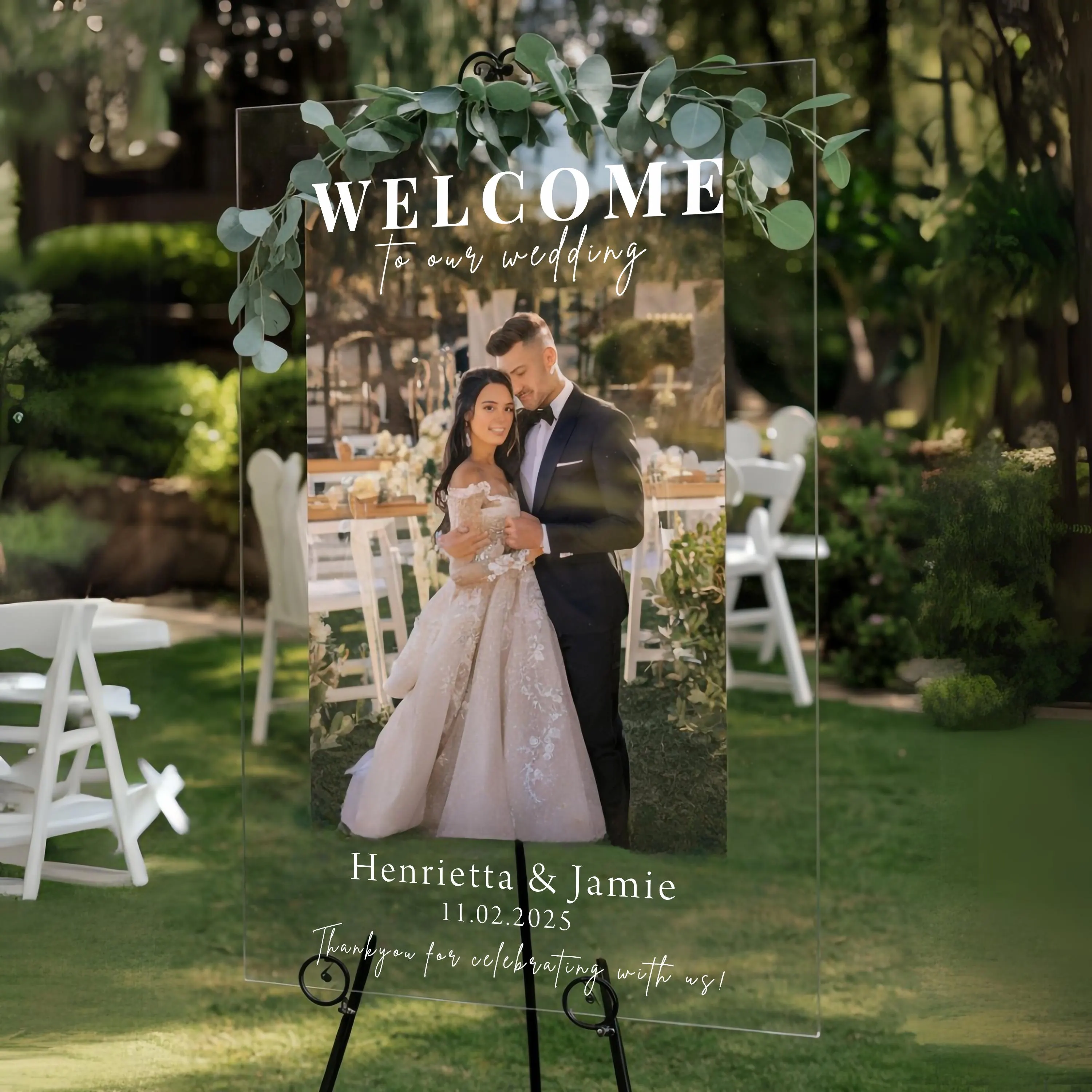Frosted Acrylic Wedding Welcome Sign – Customizable Mirror Finish