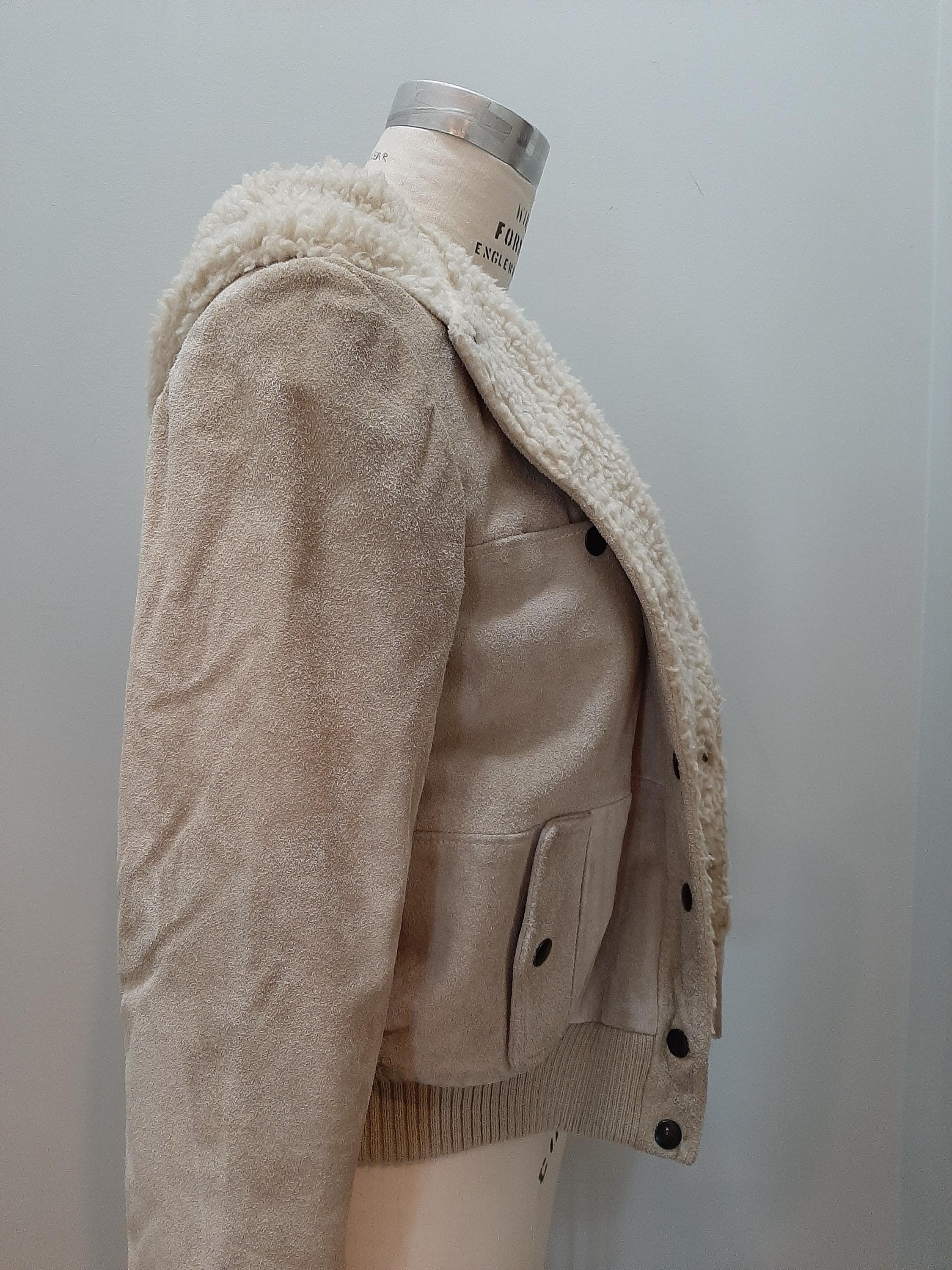 Bomber Jacket - Women's  Size S Foxmoor Genuine Suede Leather Tan Vintage 1990s Shearling Leather Sherpa Pockets Snaps - image 3