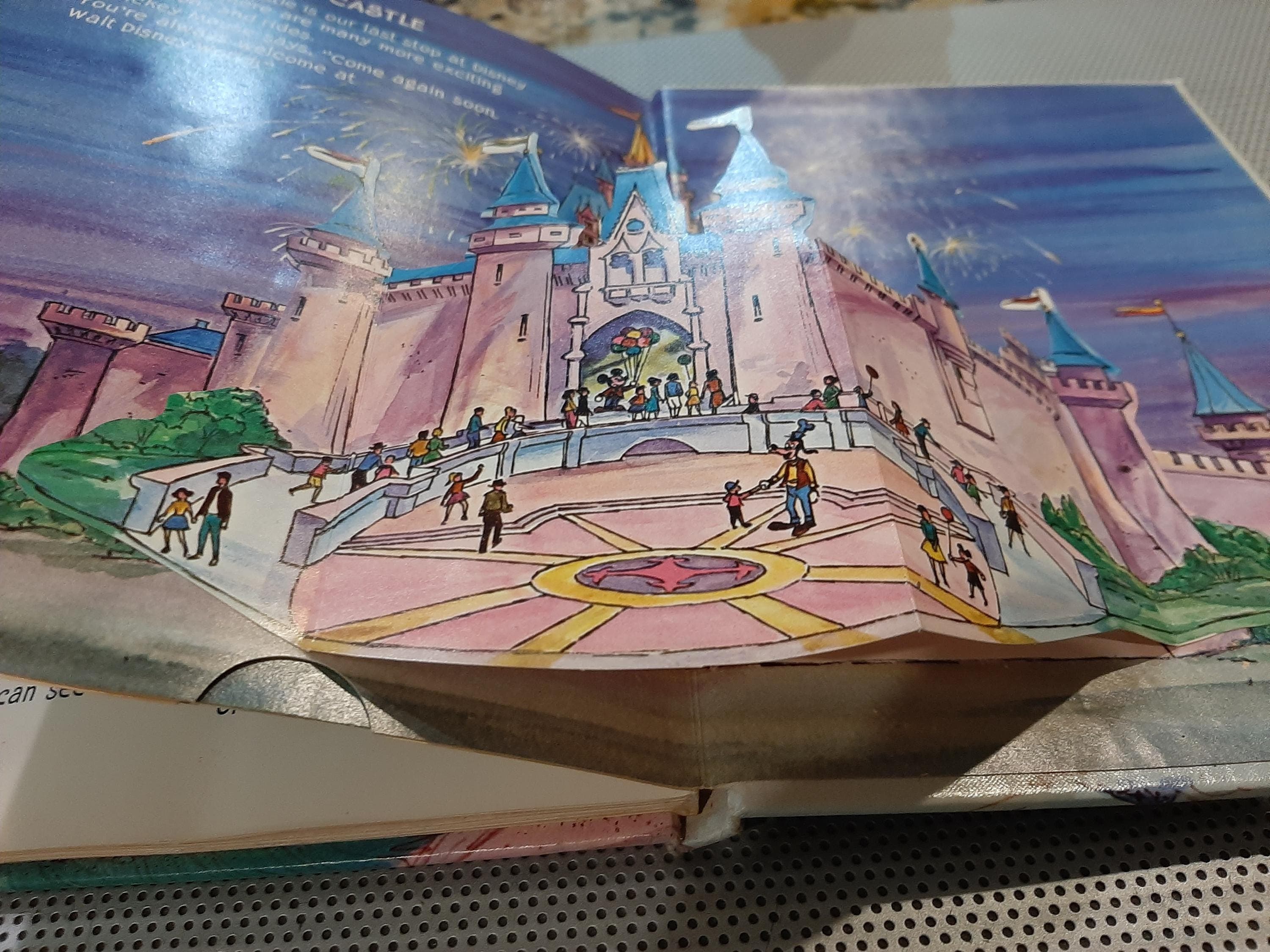 Vintage 1972 A Fun-Filled Visit To Walt Disney World With Mickey Mouse Hallmark Pop Up Book by Dean Walley Hardcover Chidren's Book - image 4