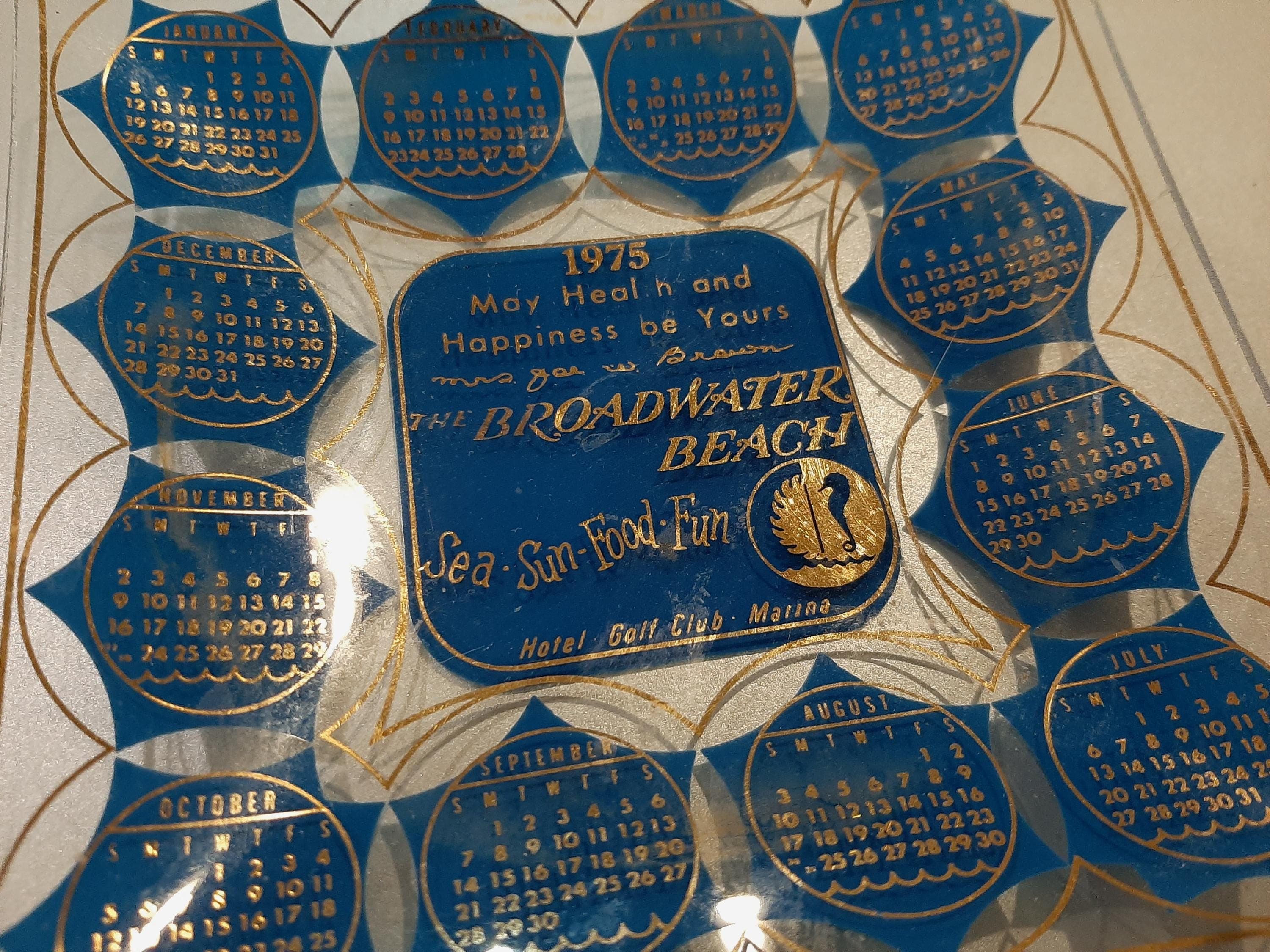 Vintage 1975 Broadwater Beach Hotel Biloxi Mississippi Glass Calendar Souvenir Trinket Dish Ashtray - image 3