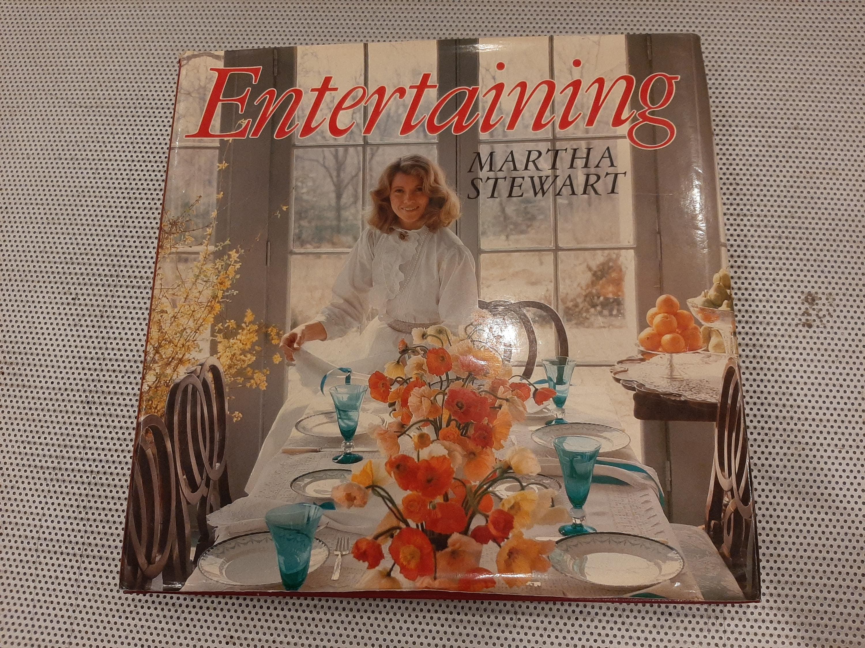 Entertaining by Martha Stewart Illustrated Hardcover Book Vintage 1982 Reference - image 3