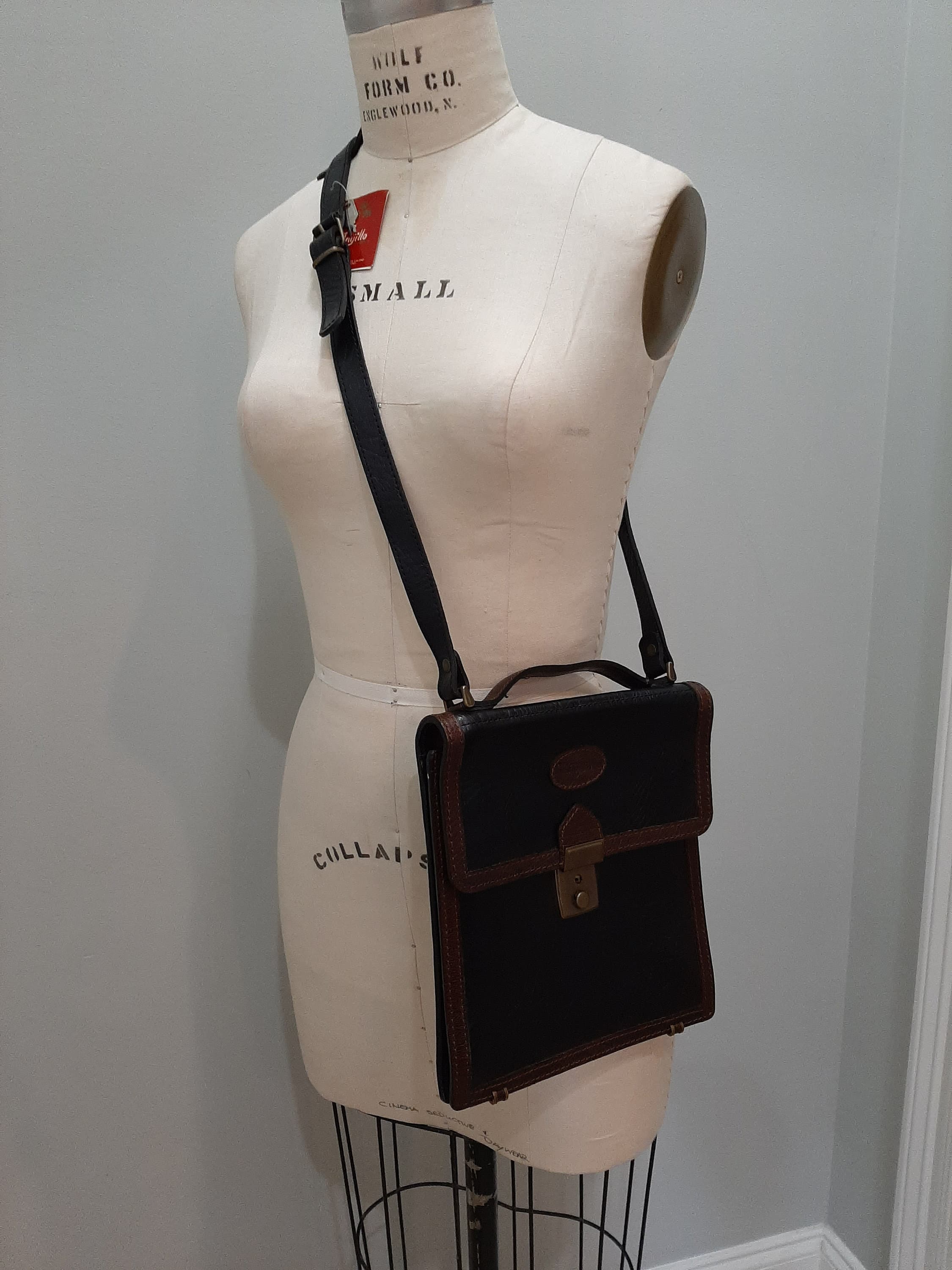 Vintage Giacometti Designer Black and Brown Fine Spanish Leather Crossbody Saddle Bag Messenger NEW with Tags Locking Key Unisex Handbag - image 3