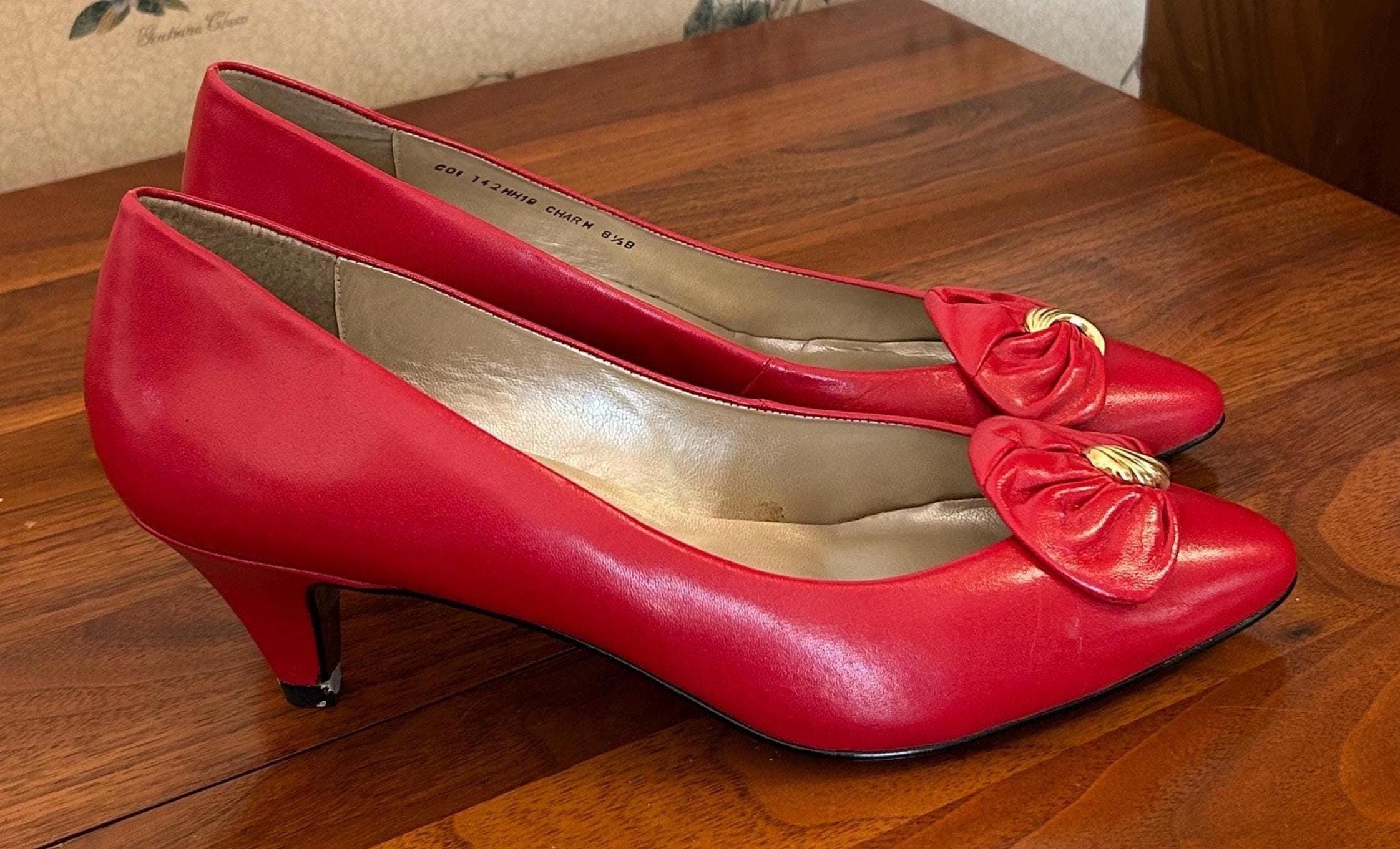 Vintage Connie Collection Red Pumps Size 8 1/2B - Bow Accent Leather Upper